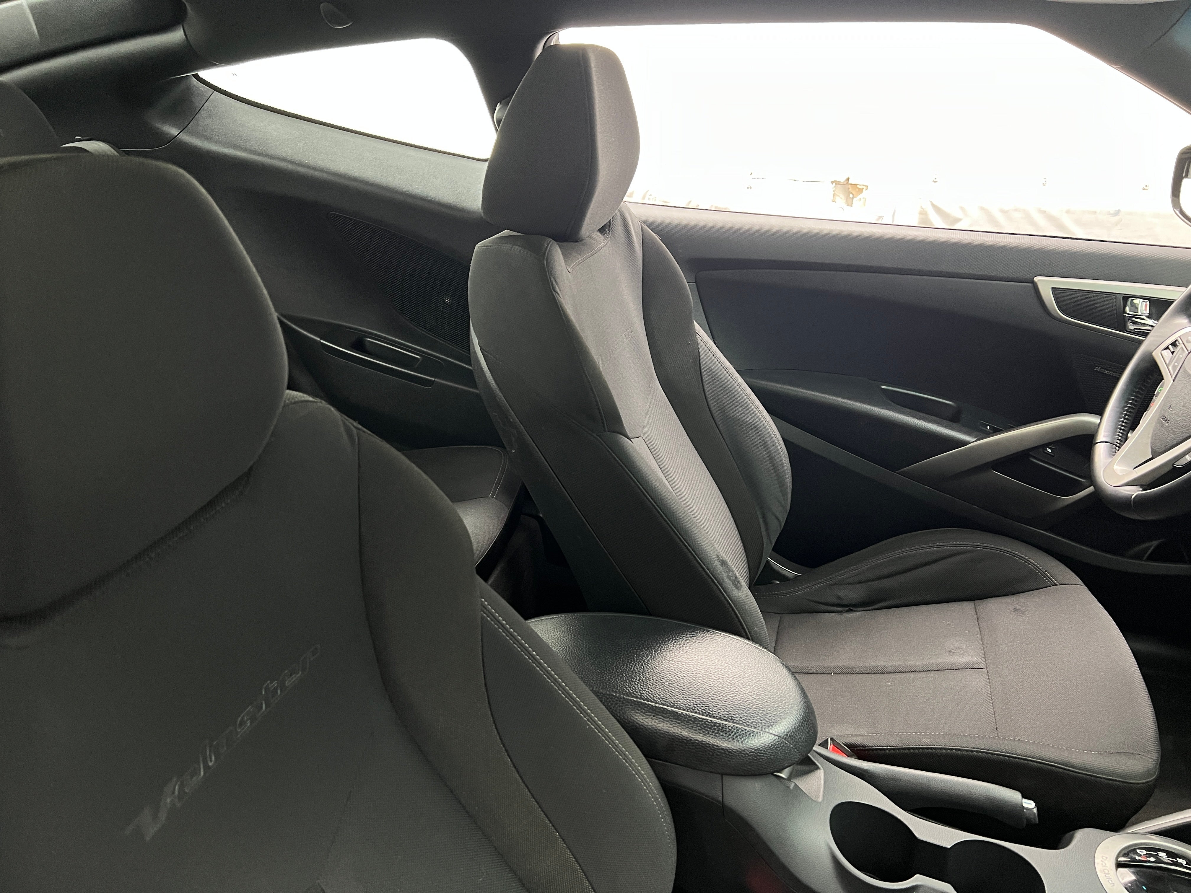 2017 Hyundai Veloster Value Edition 2