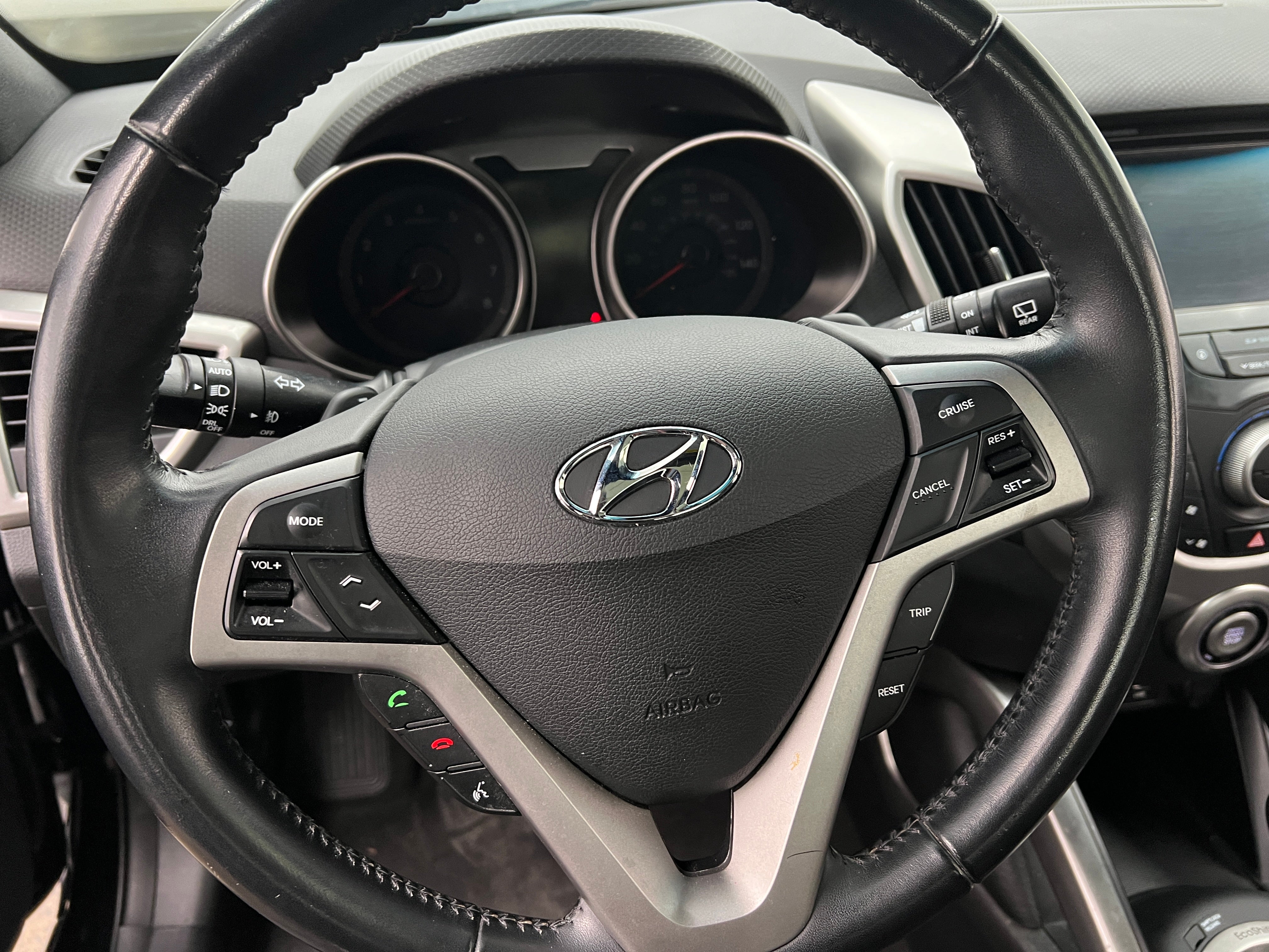 2017 Hyundai Veloster Value Edition 5