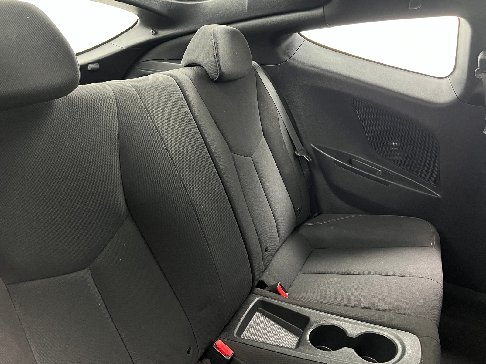 Thumbnail: 2017 Hyundai Veloster - 6