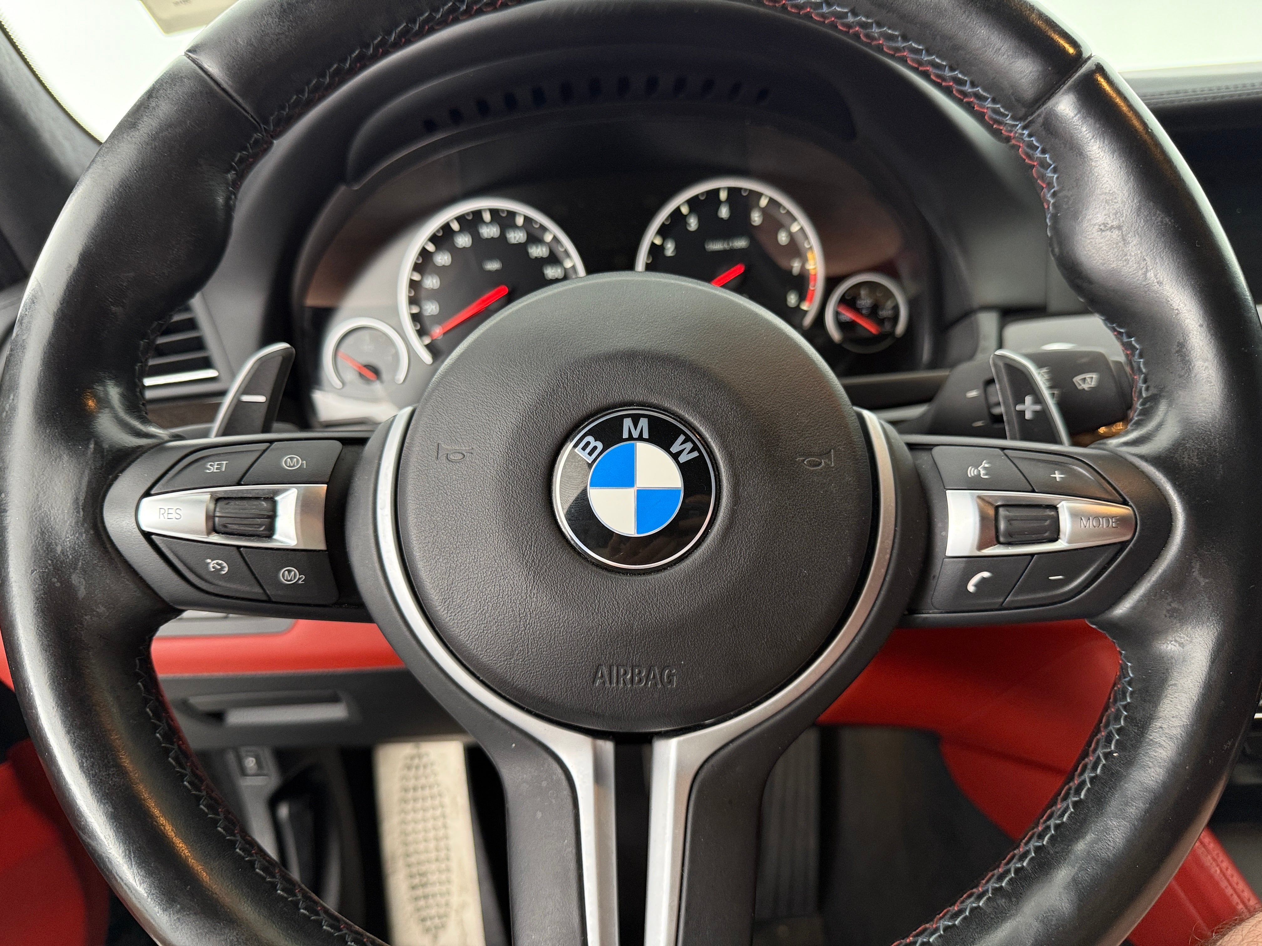 2014 BMW M5 Base 4