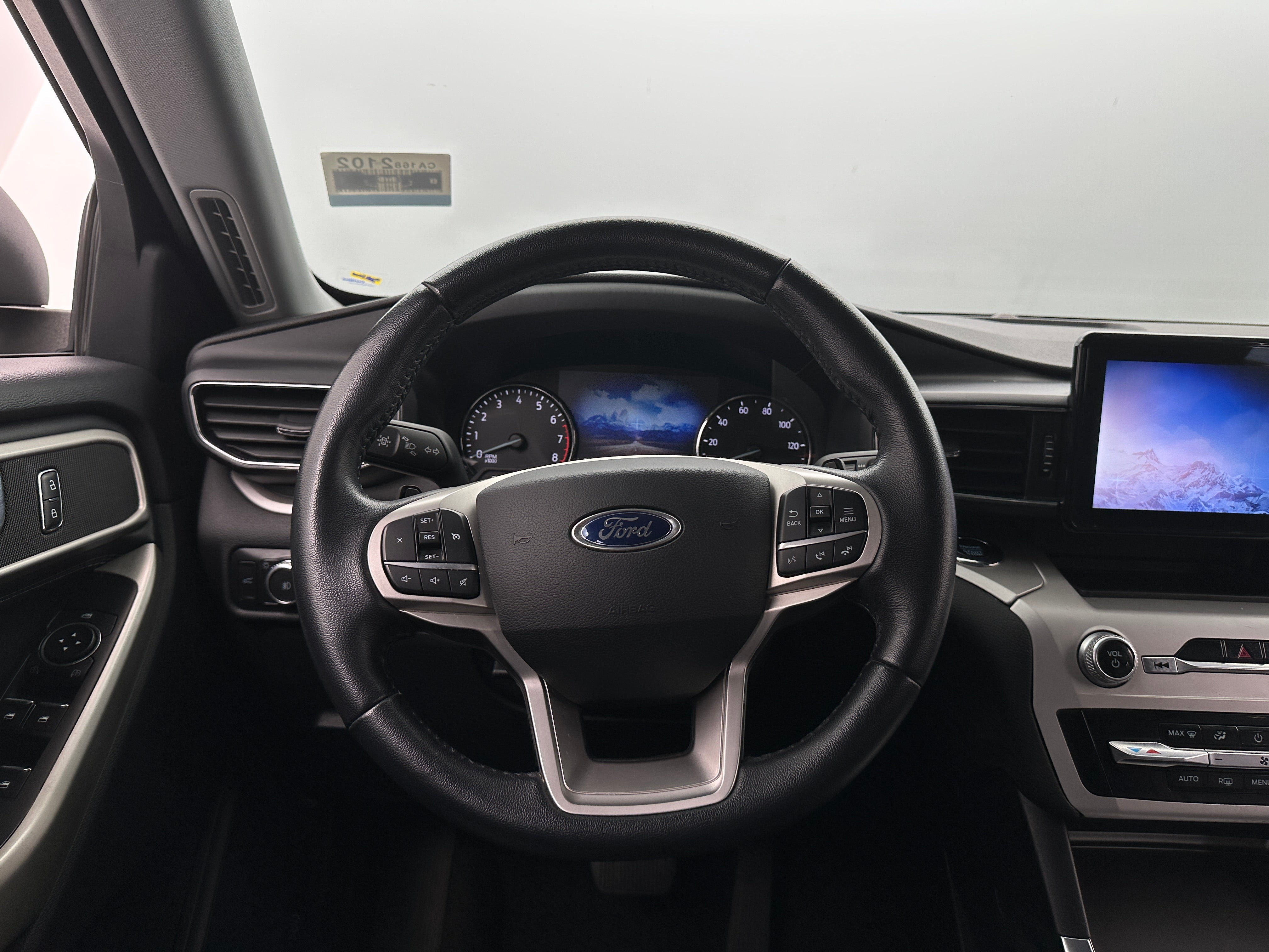 2020 Ford Explorer XLT 5
