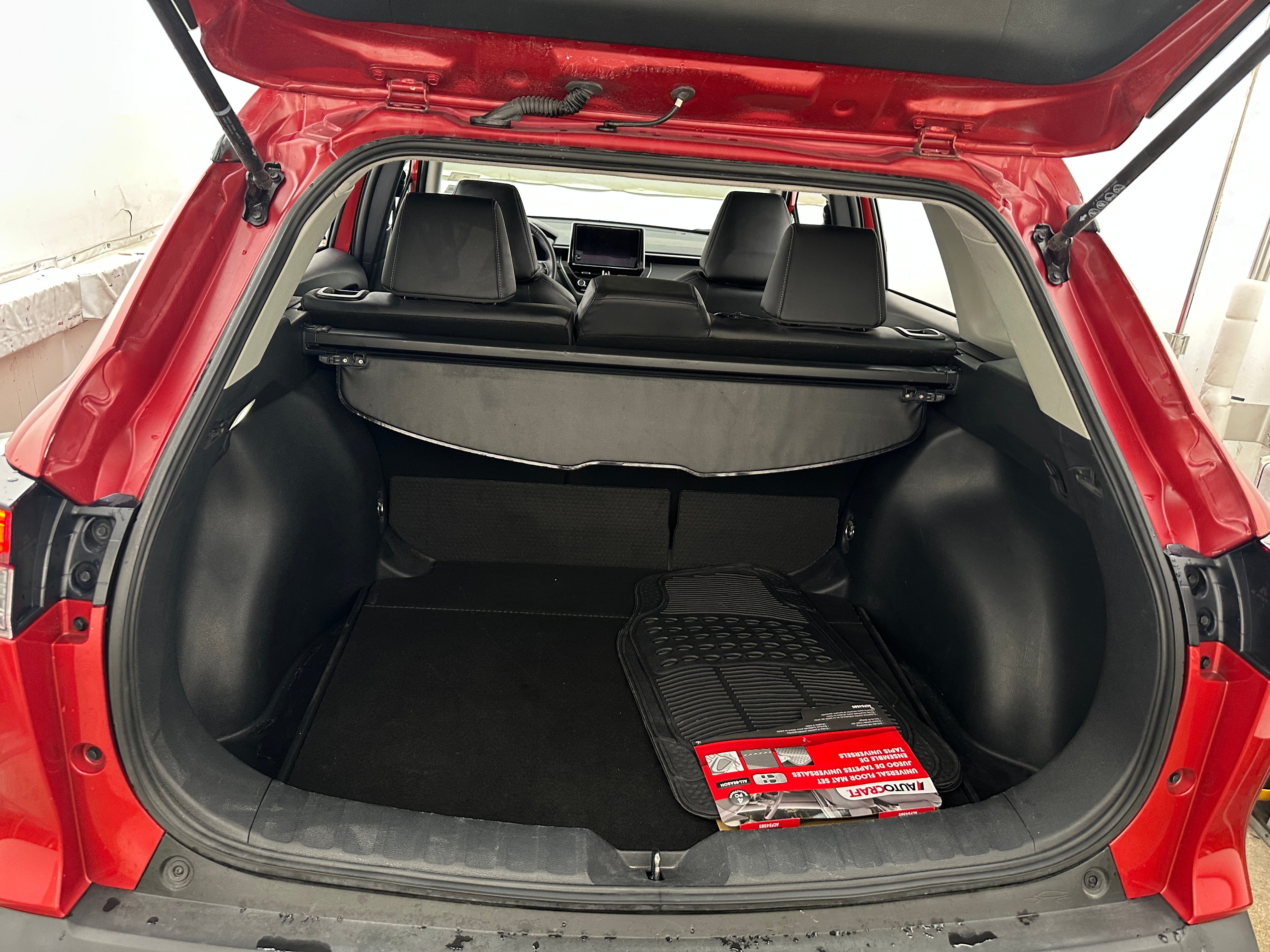 2024 Toyota Corolla Cross XLE 6