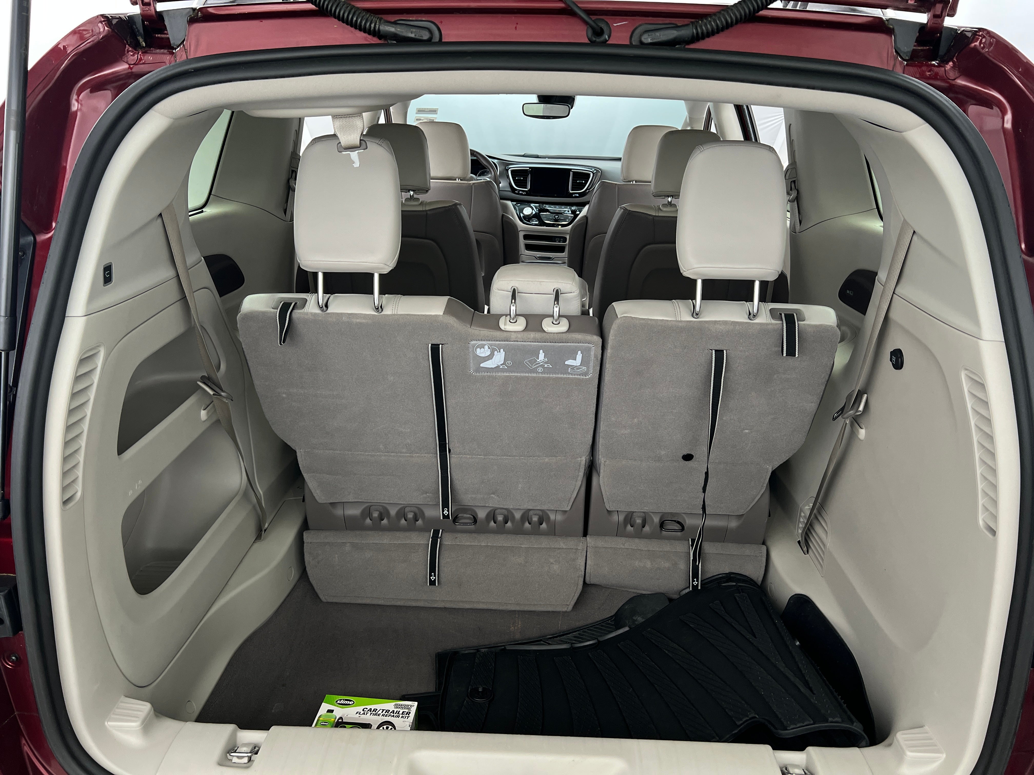 2019 Chrysler Pacifica Touring L 6
