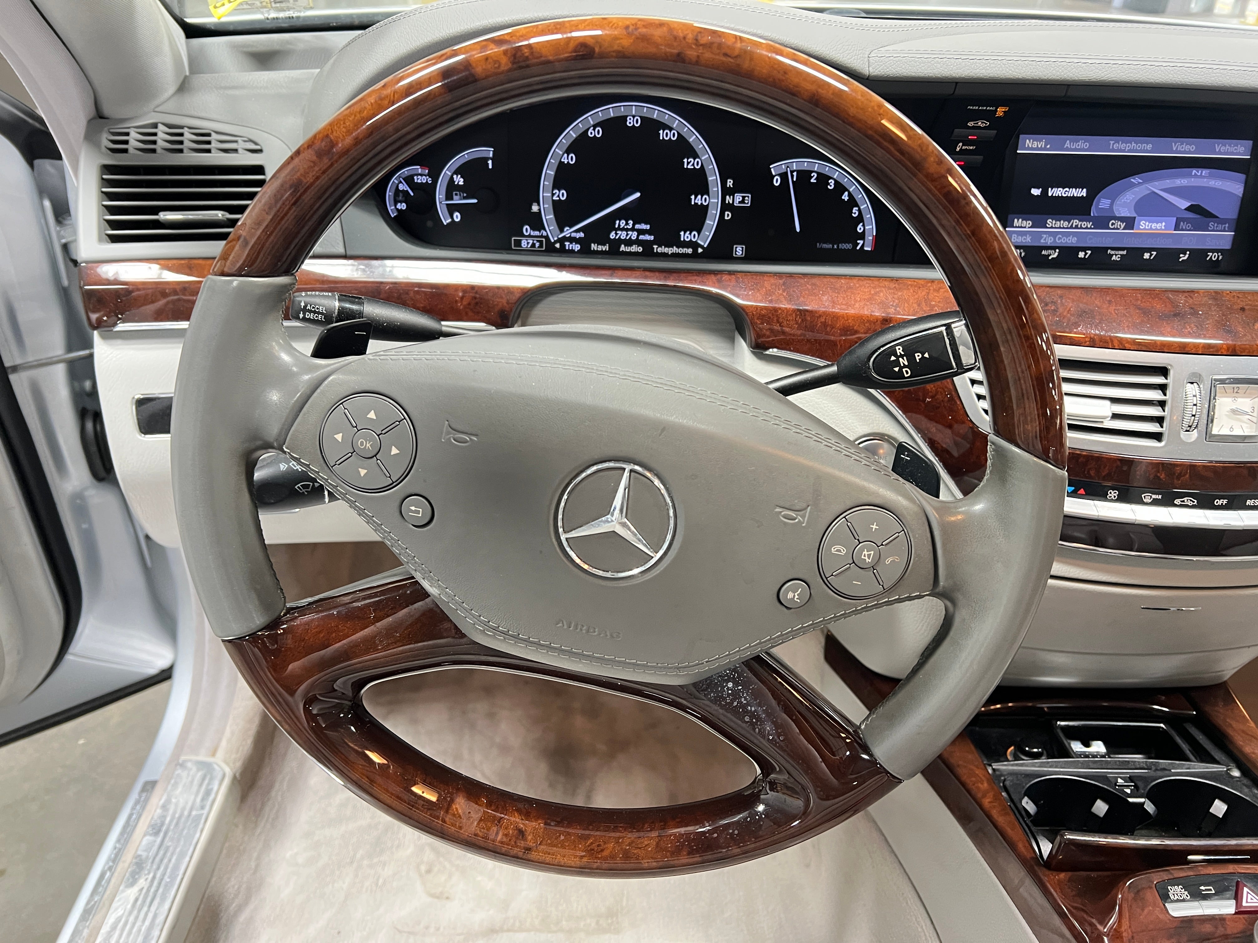 2010 Mercedes-Benz S-Class S 550 4