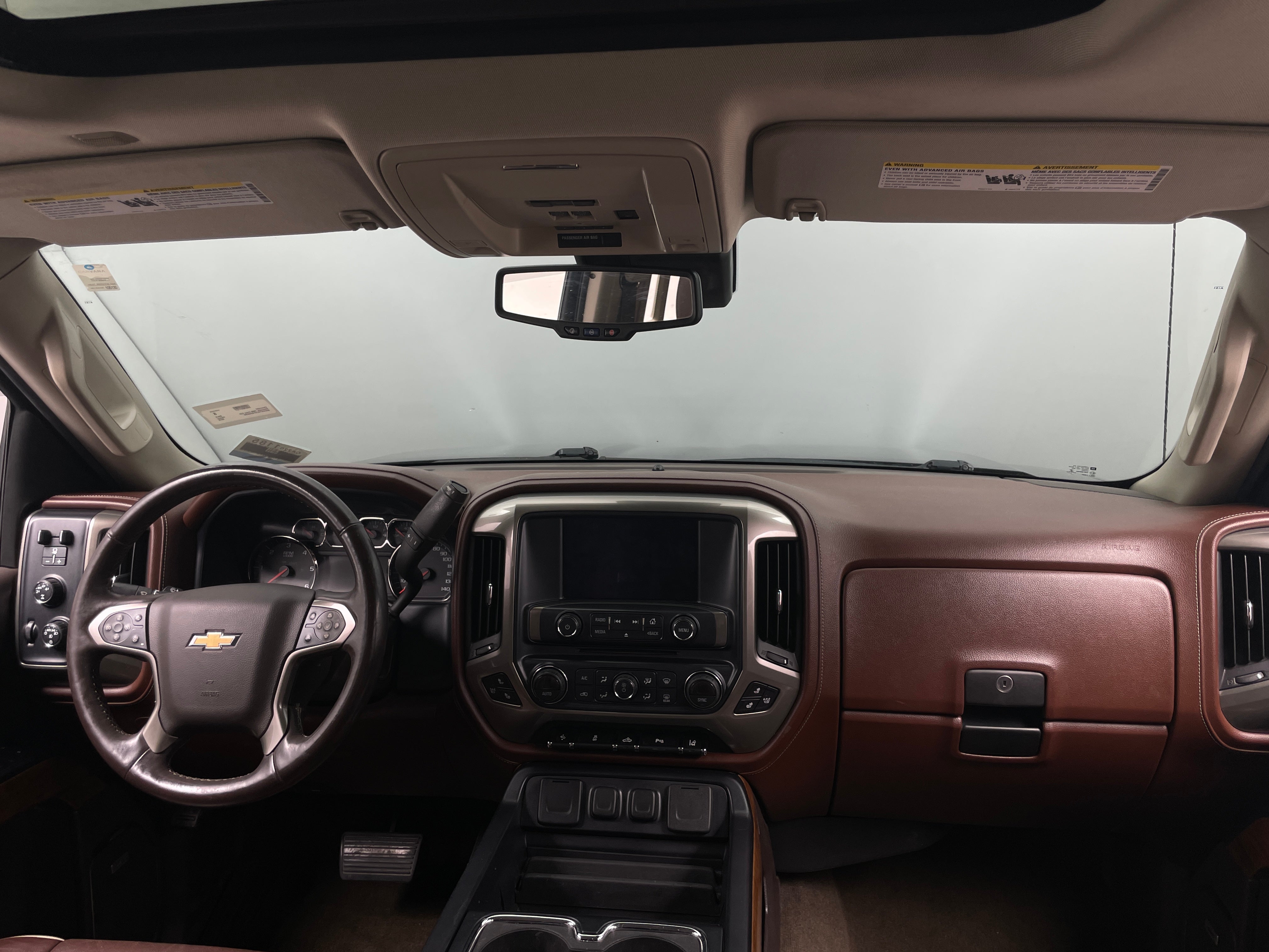 2015 Chevrolet Silverado 1500 High Country 2