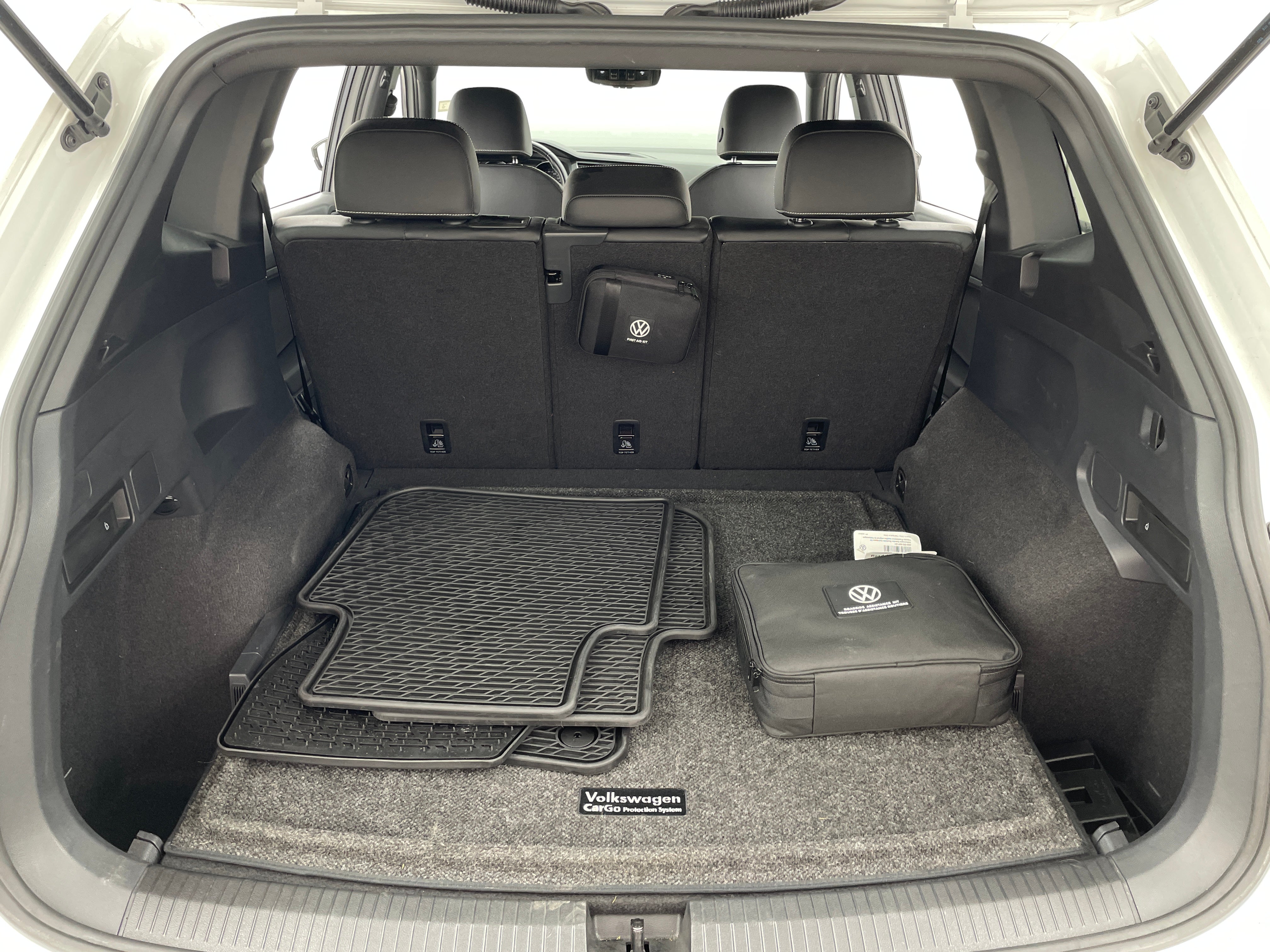 2021 Volkswagen Tiguan SE R-Line Black 6