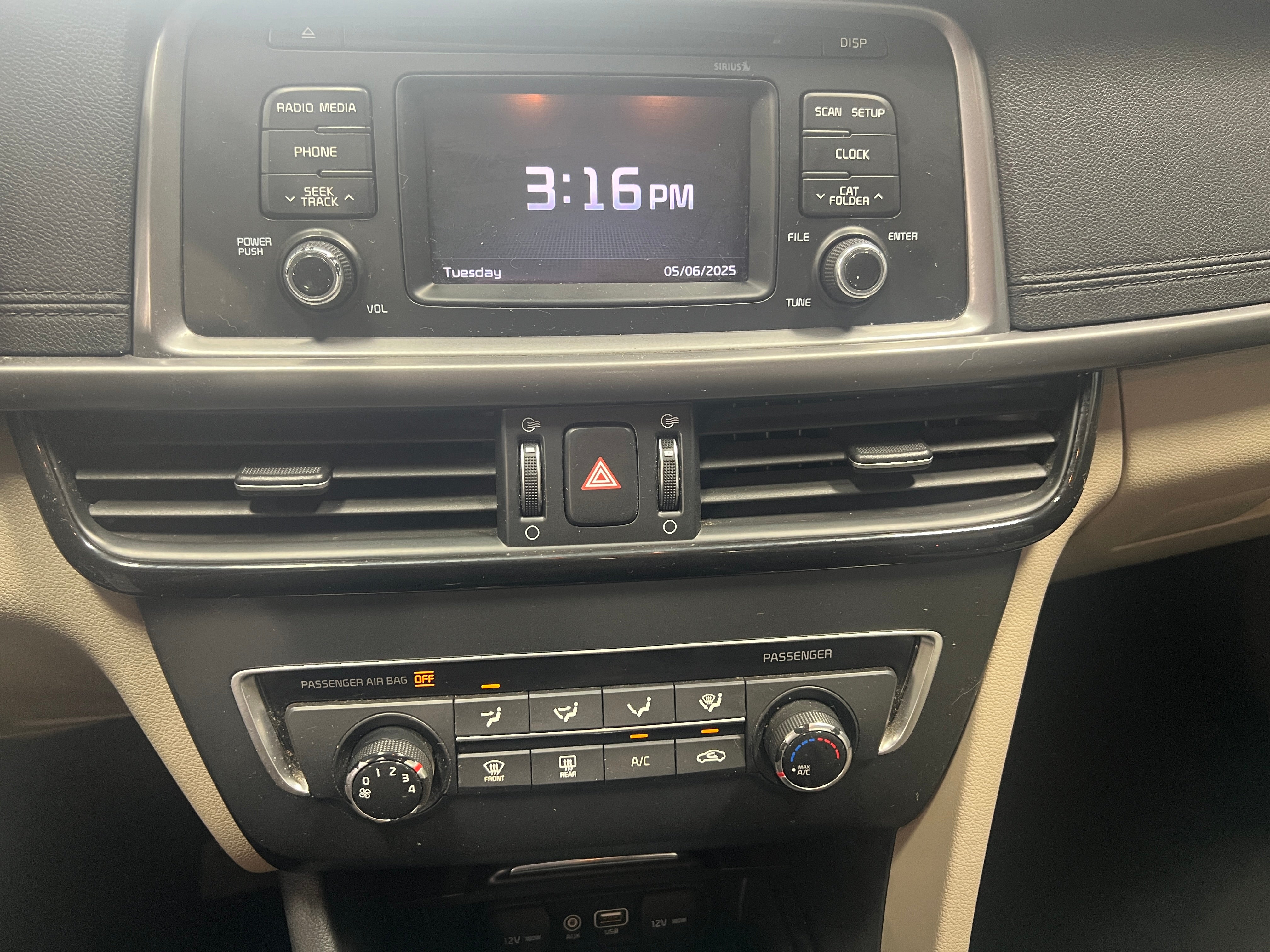 2016 Kia Optima LX 4