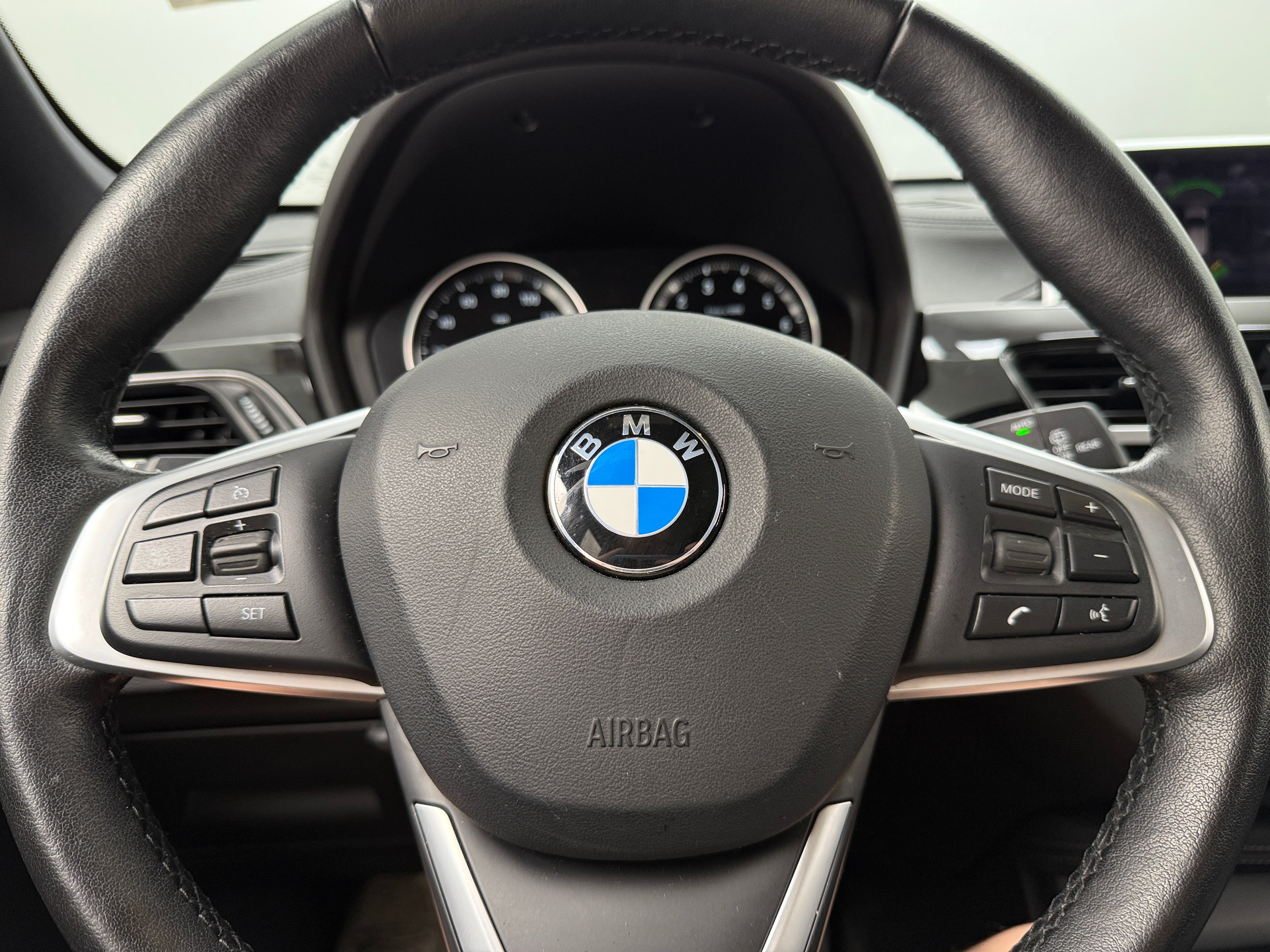 2020 BMW X1 xDrive28i 4