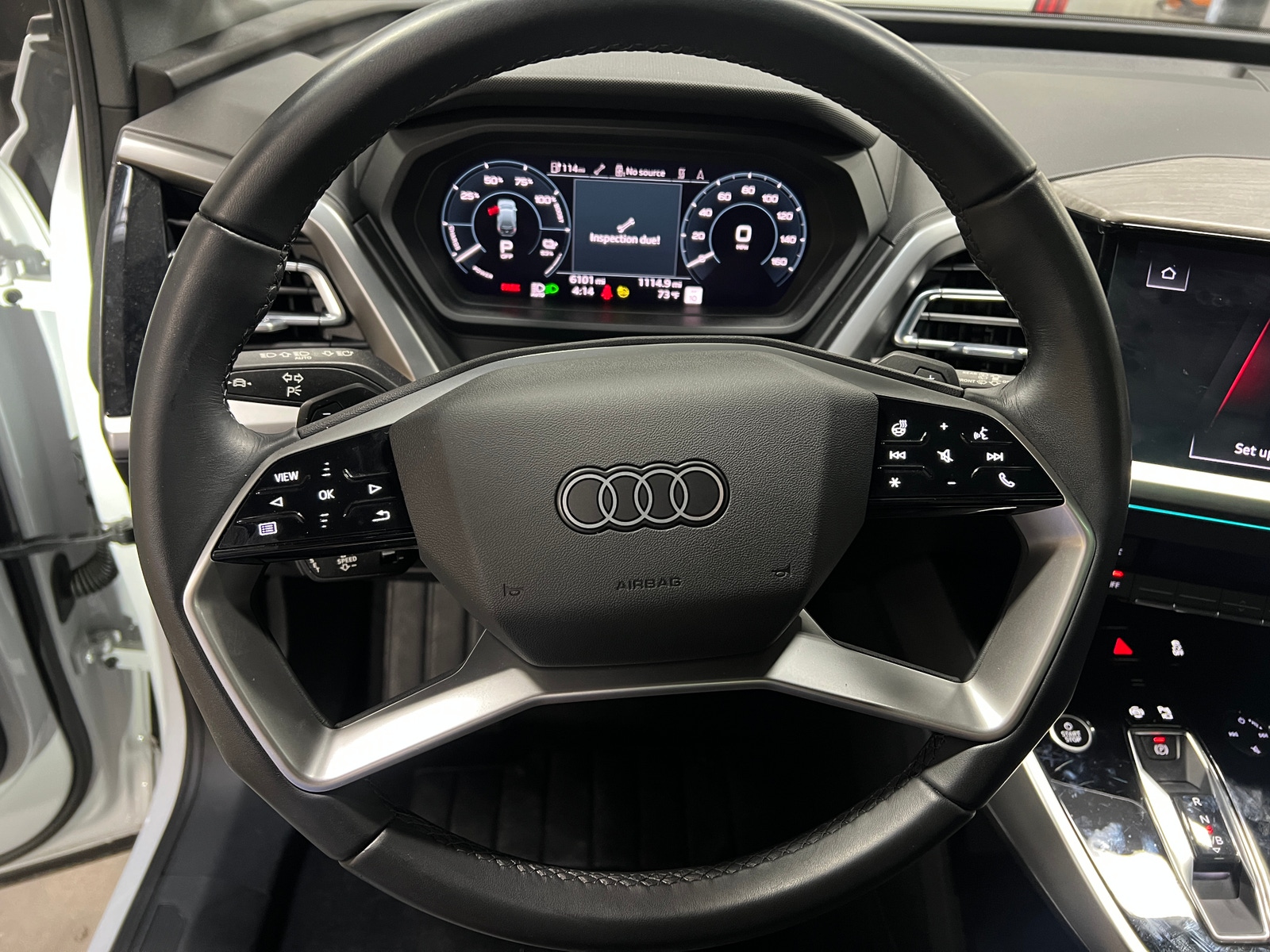 Thumbnail: 2023 Audi Q4 e-tron - 4