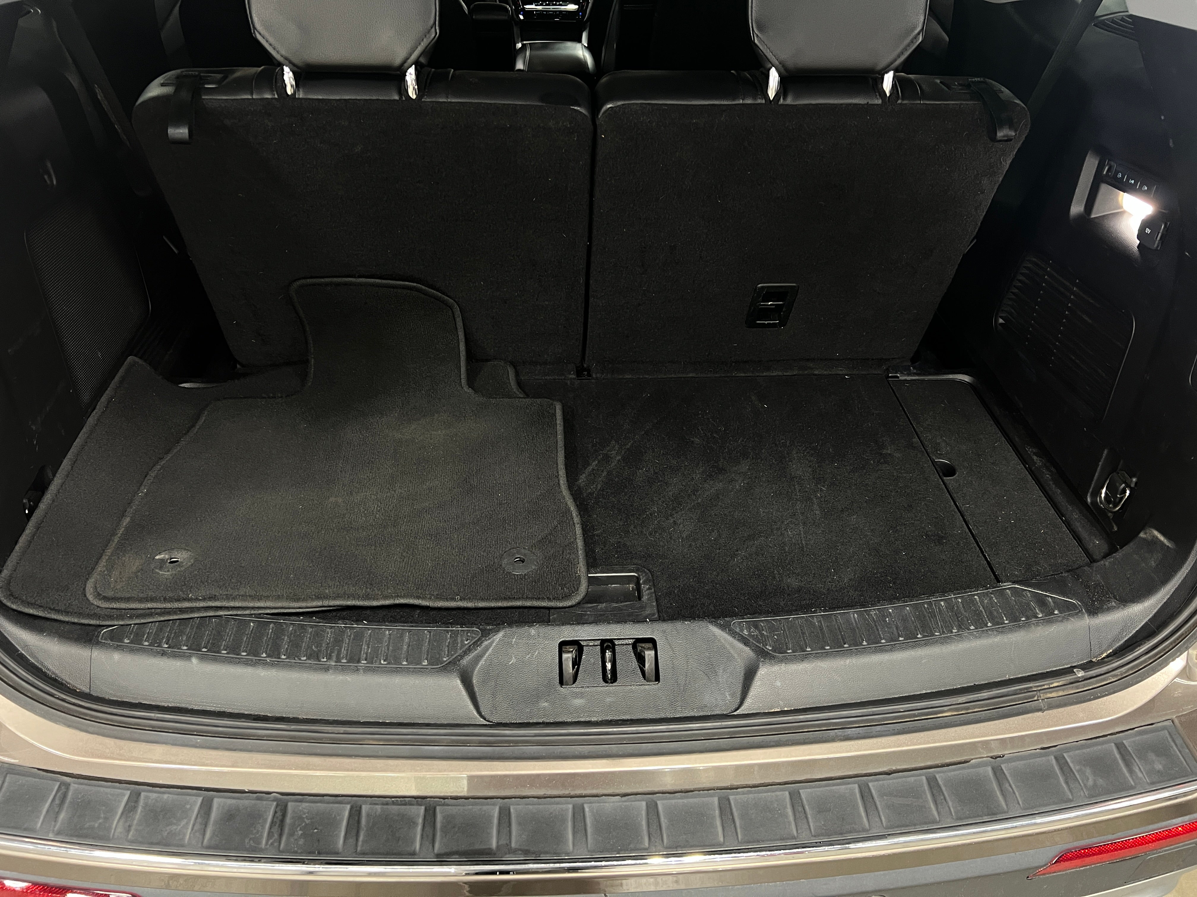 2021 Ford Explorer Limited 6