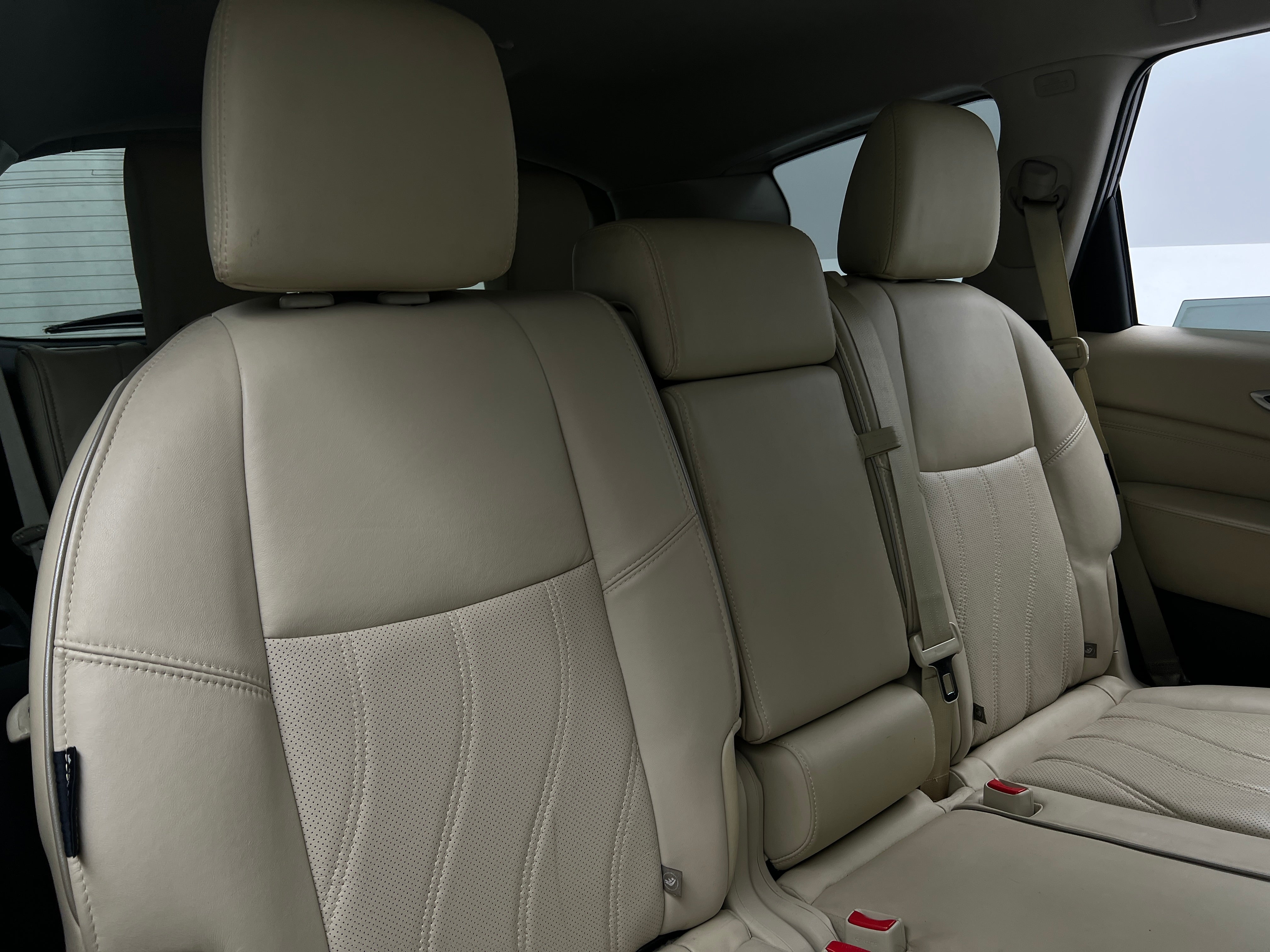 2019 INFINITI QX60 Luxe 5