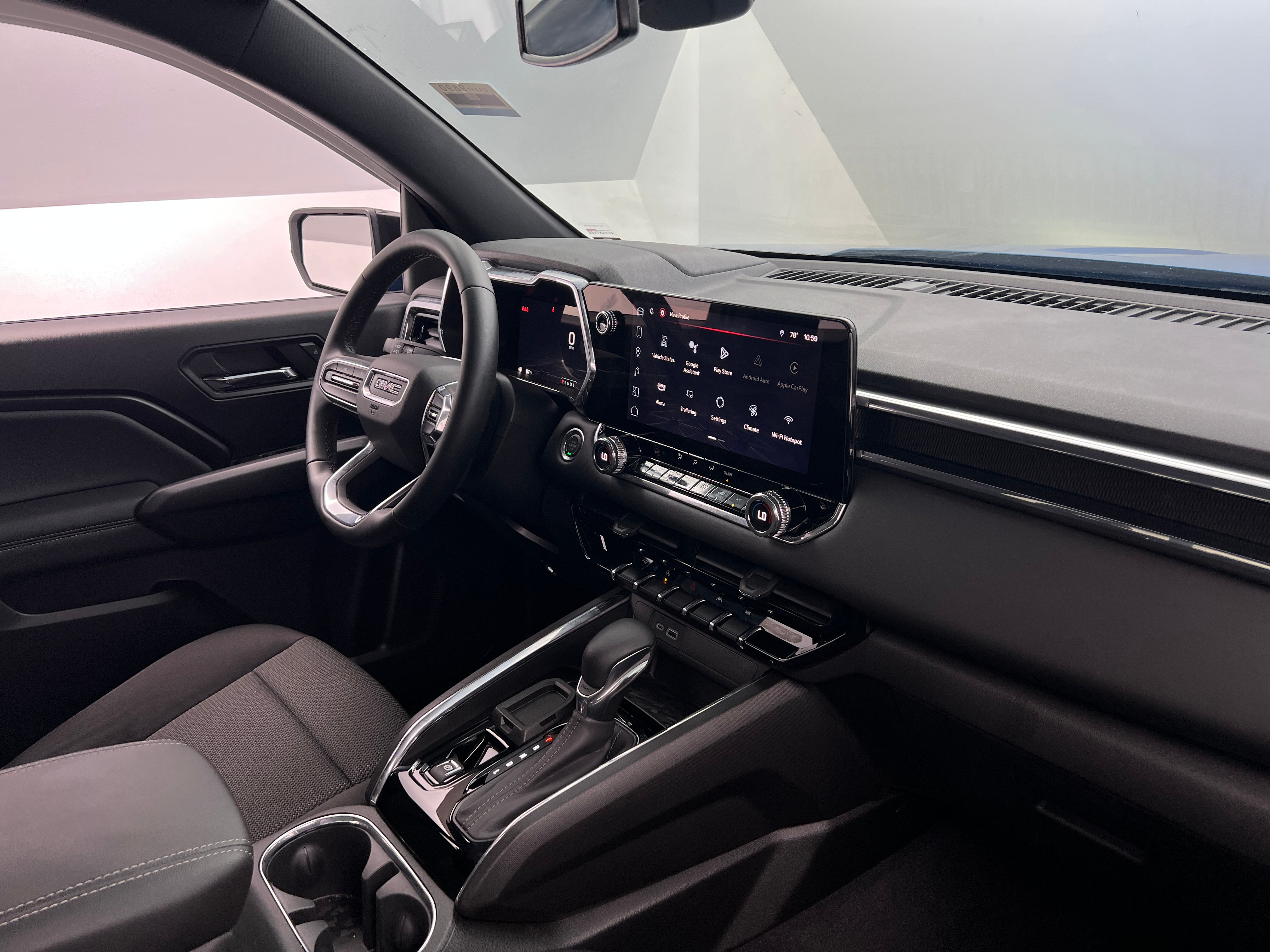 2024 GMC Canyon Elevation 3