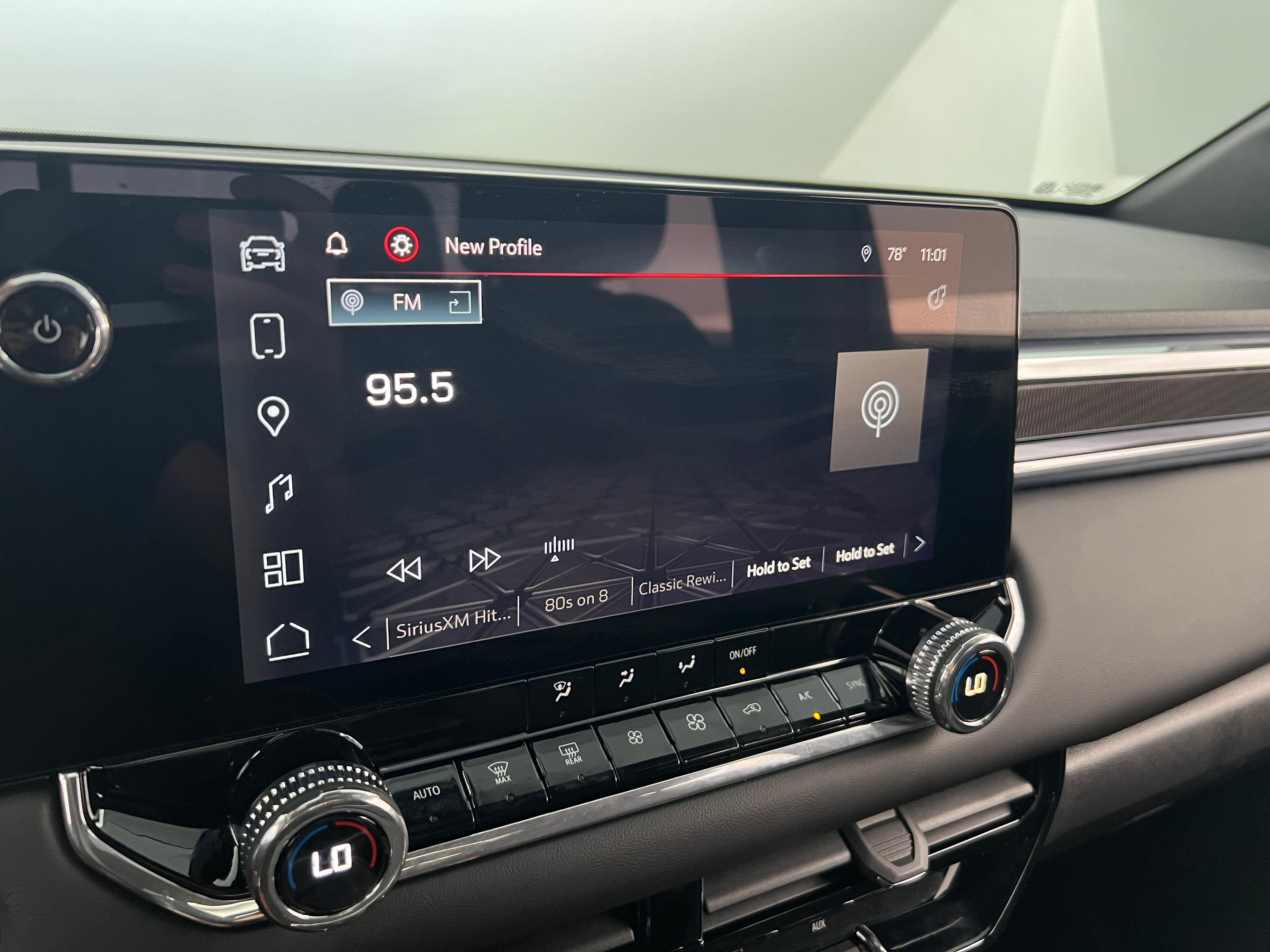 2024 GMC Canyon Elevation 4