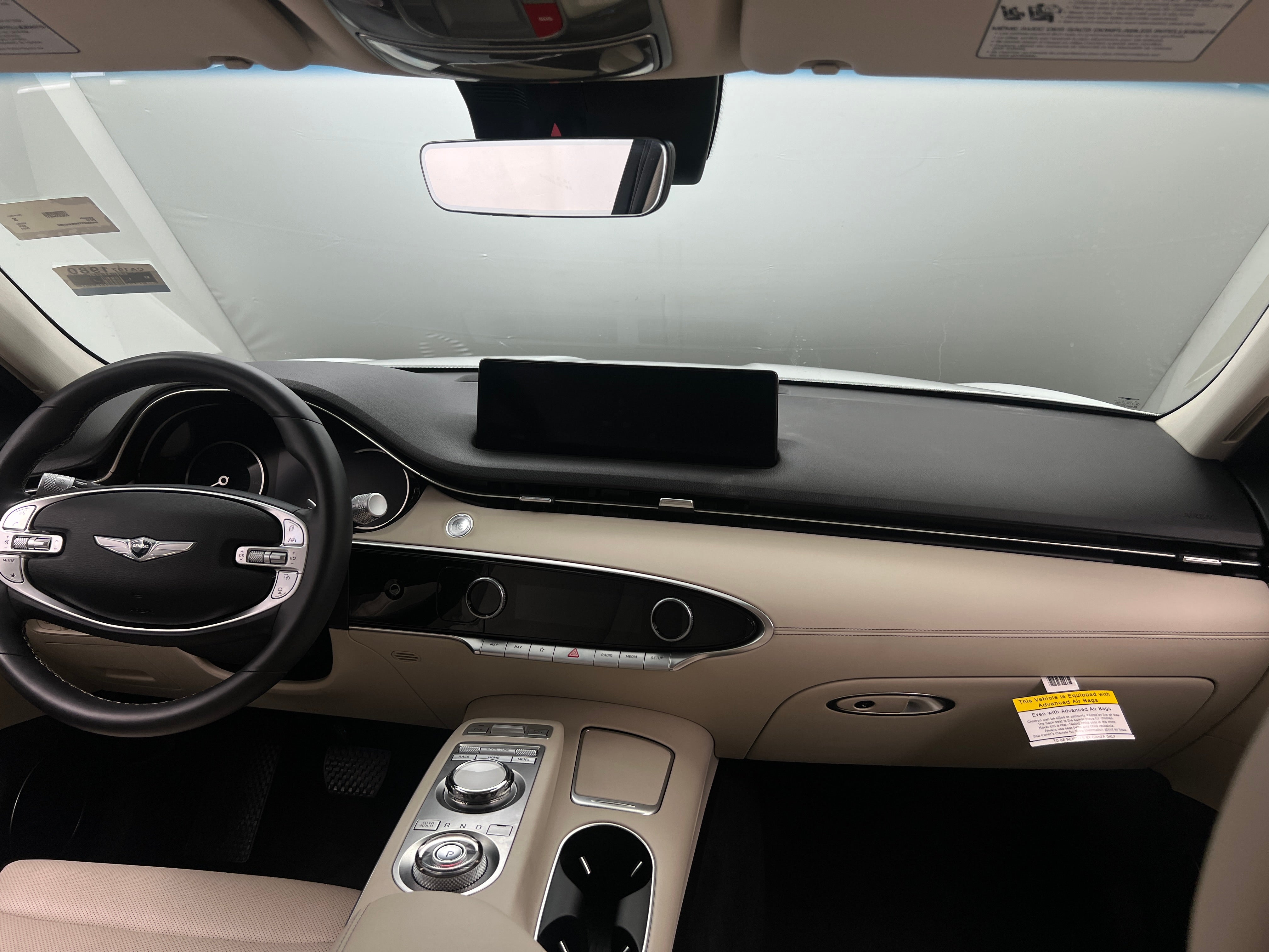 2024 Genesis GV70 Standard 2