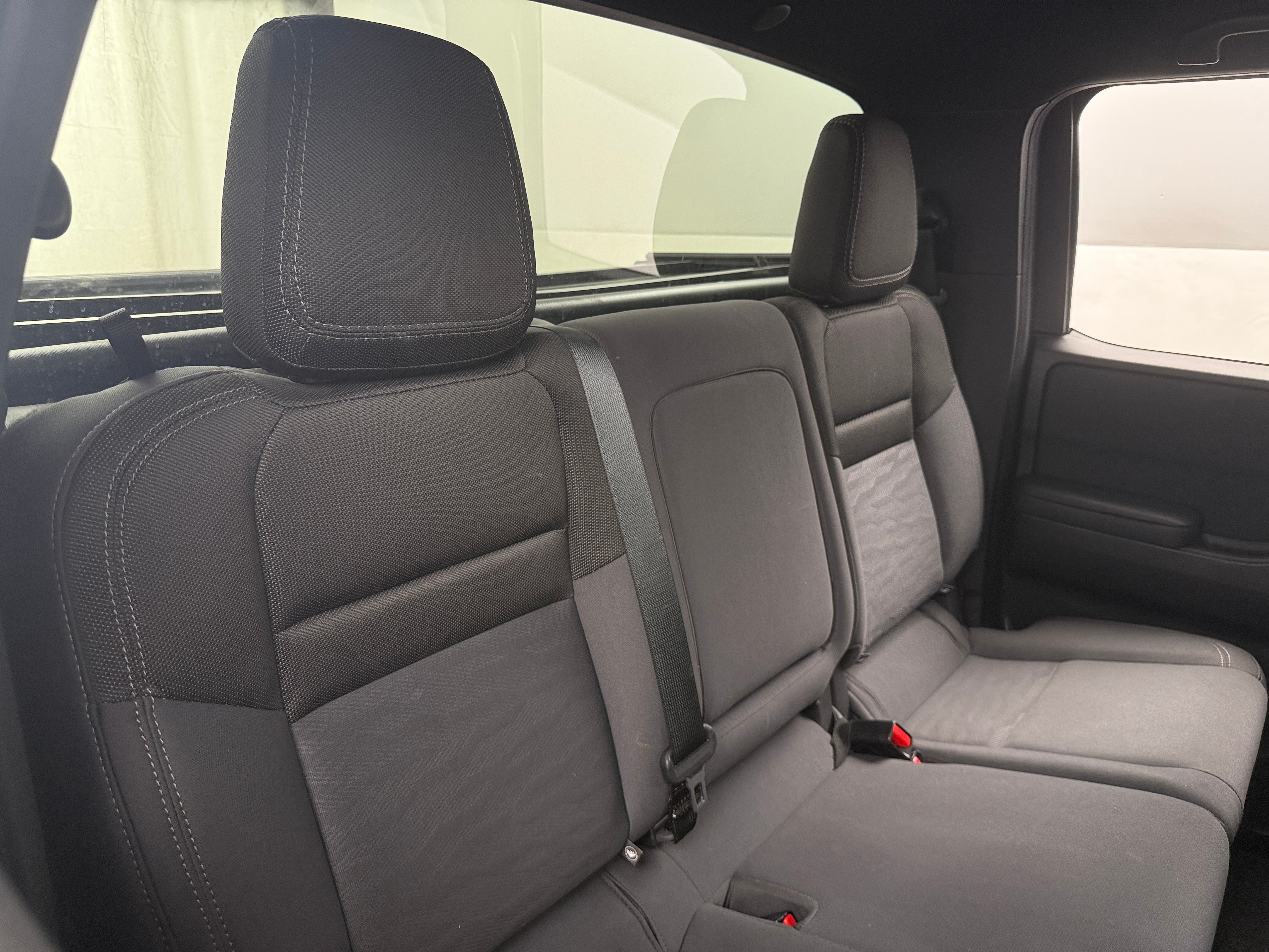 2023 Nissan Frontier SV 6