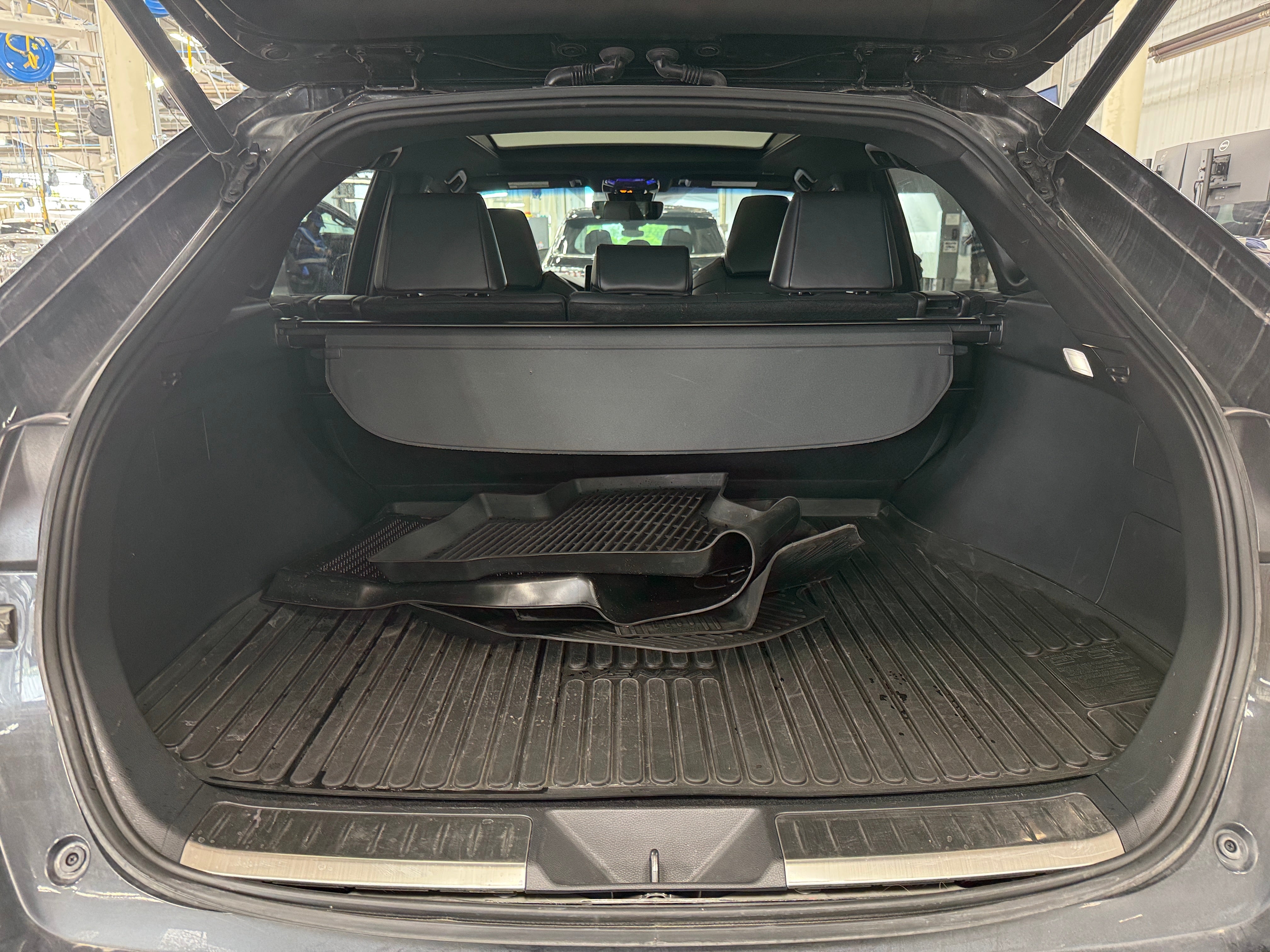 2023 Toyota Venza Nightshade Edition 5