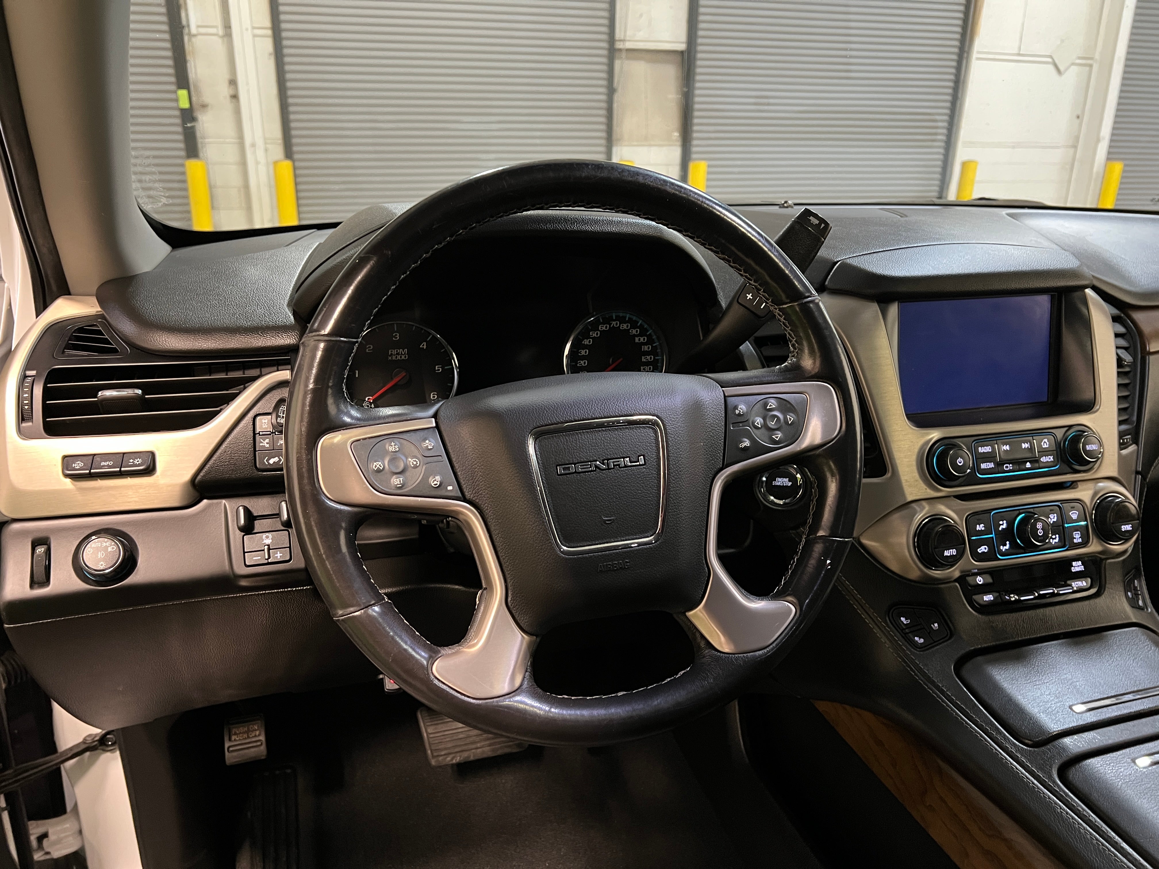 2019 GMC Yukon Denali 4
