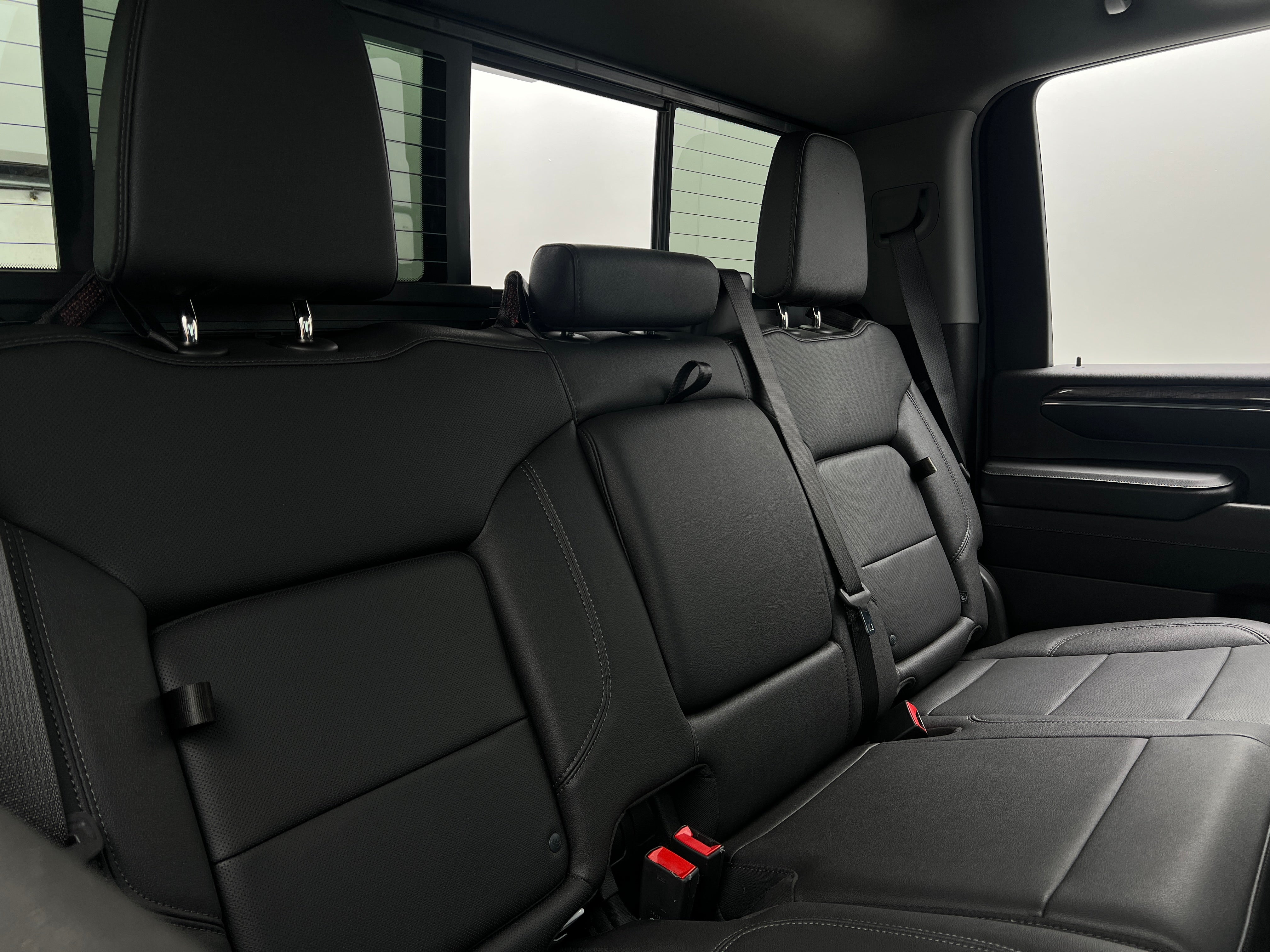 2024 Chevrolet Silverado 2500 LTZ 6