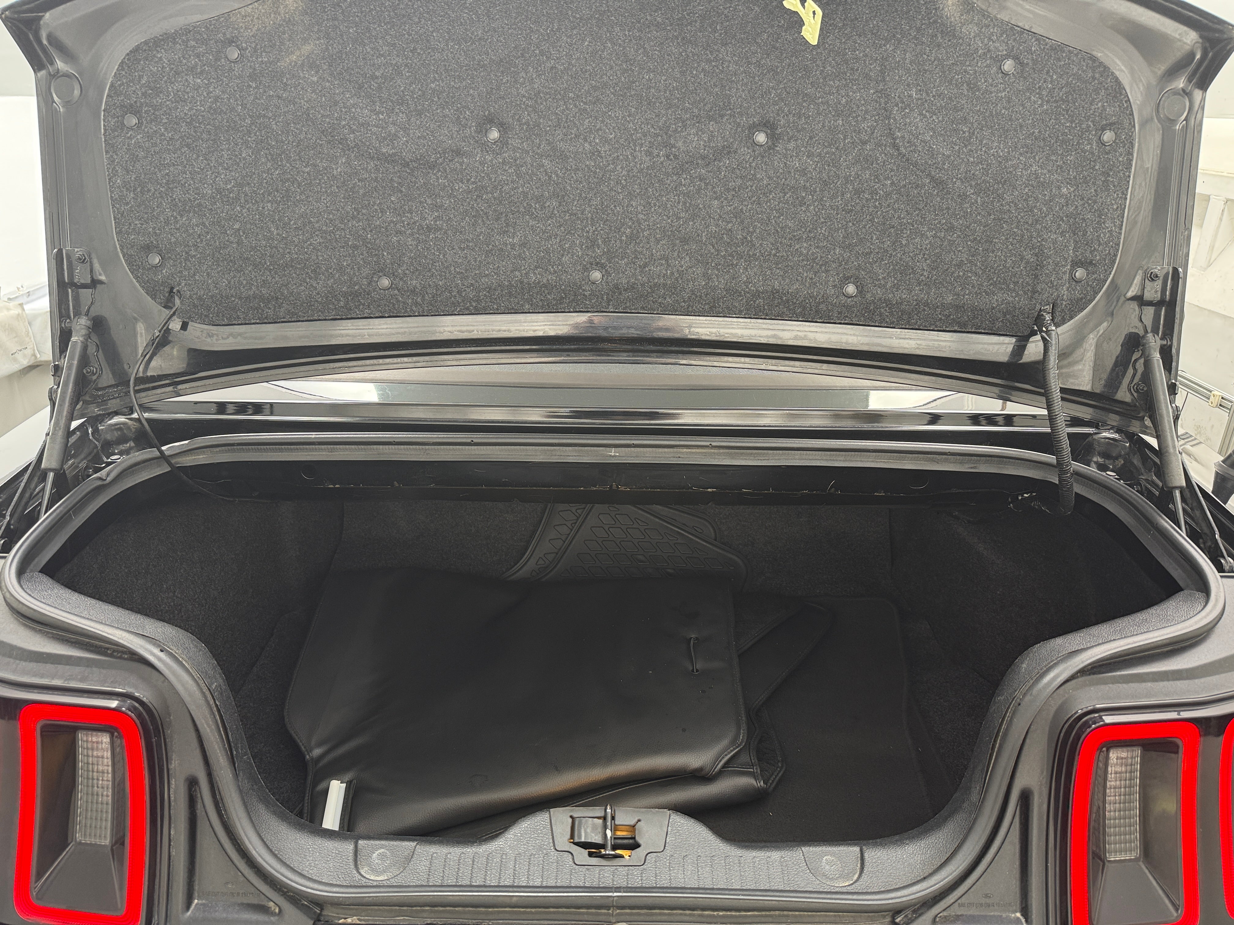 2014 Ford Mustang V6 7