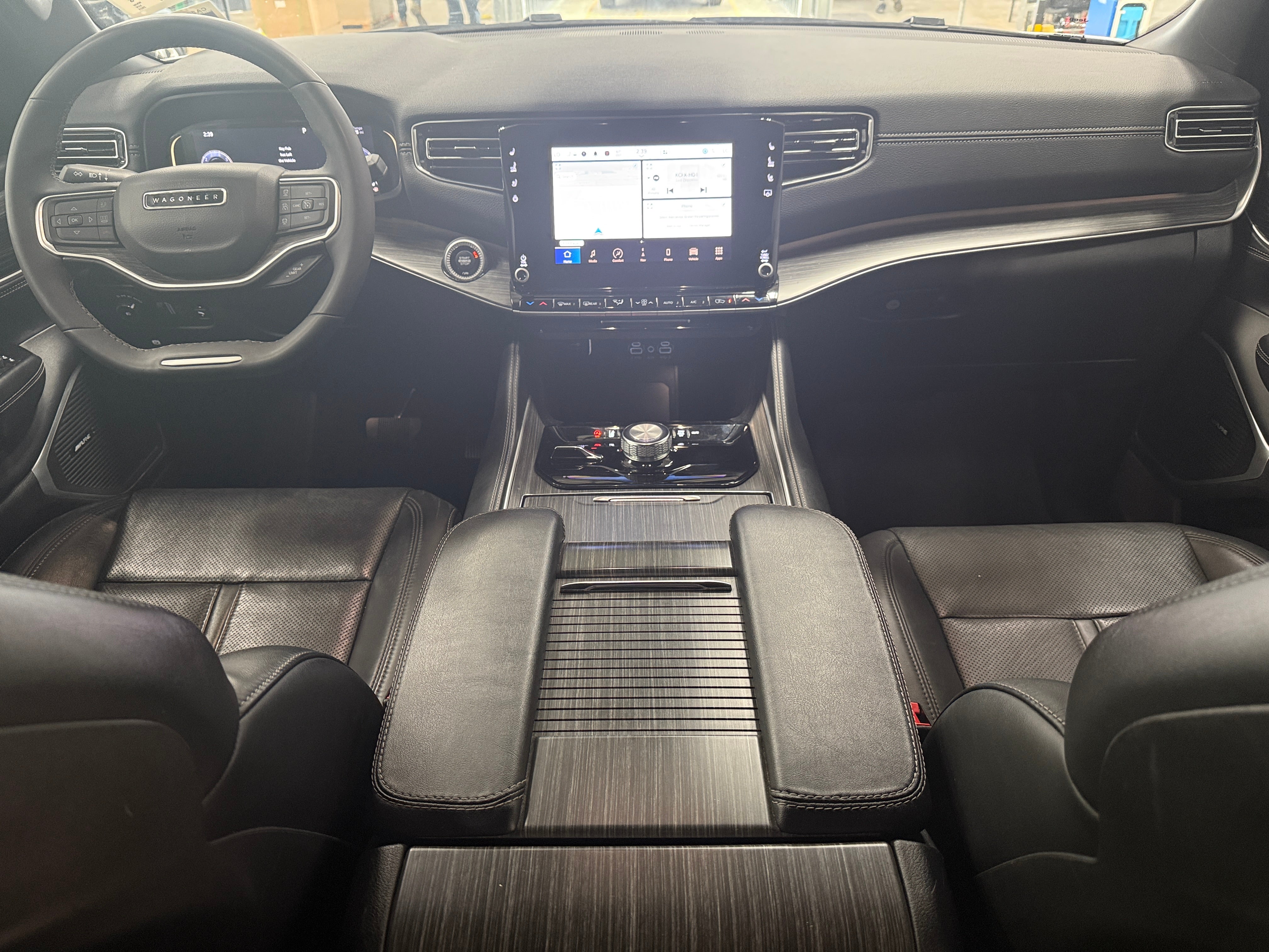 2023 Jeep Wagoneer Series II 2
