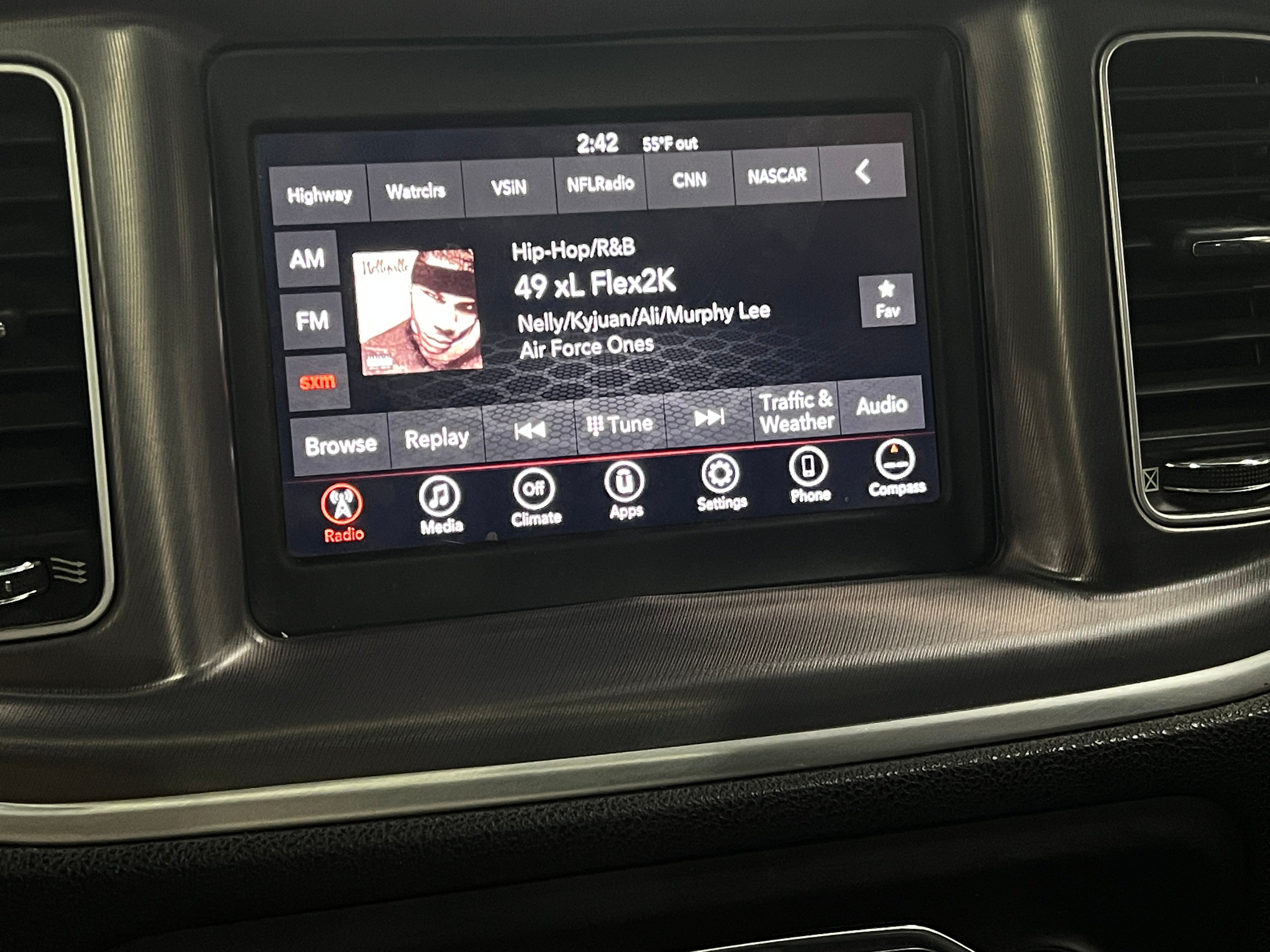2019 Dodge Charger SXT 4
