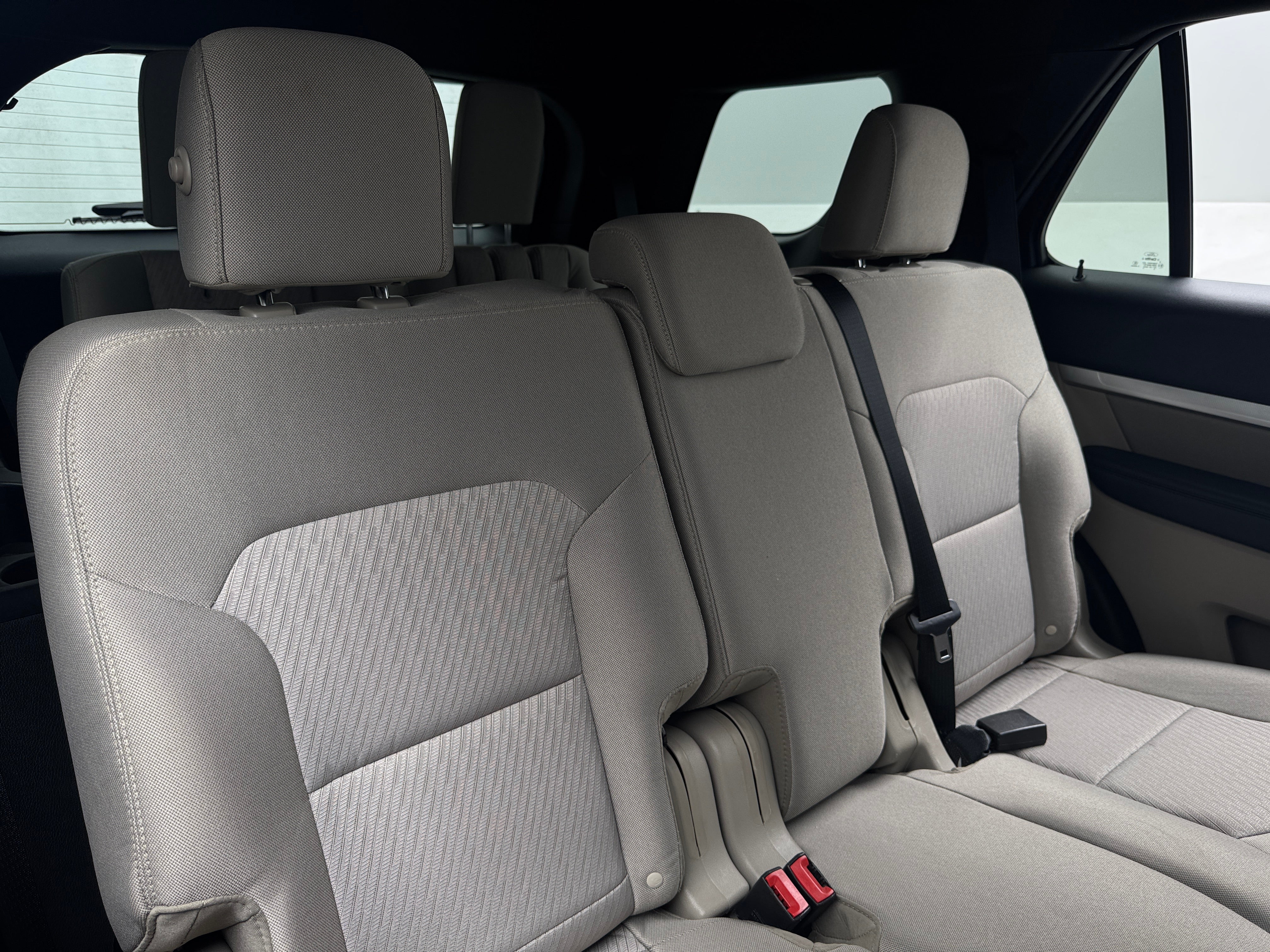 2019 Ford Explorer Base 6