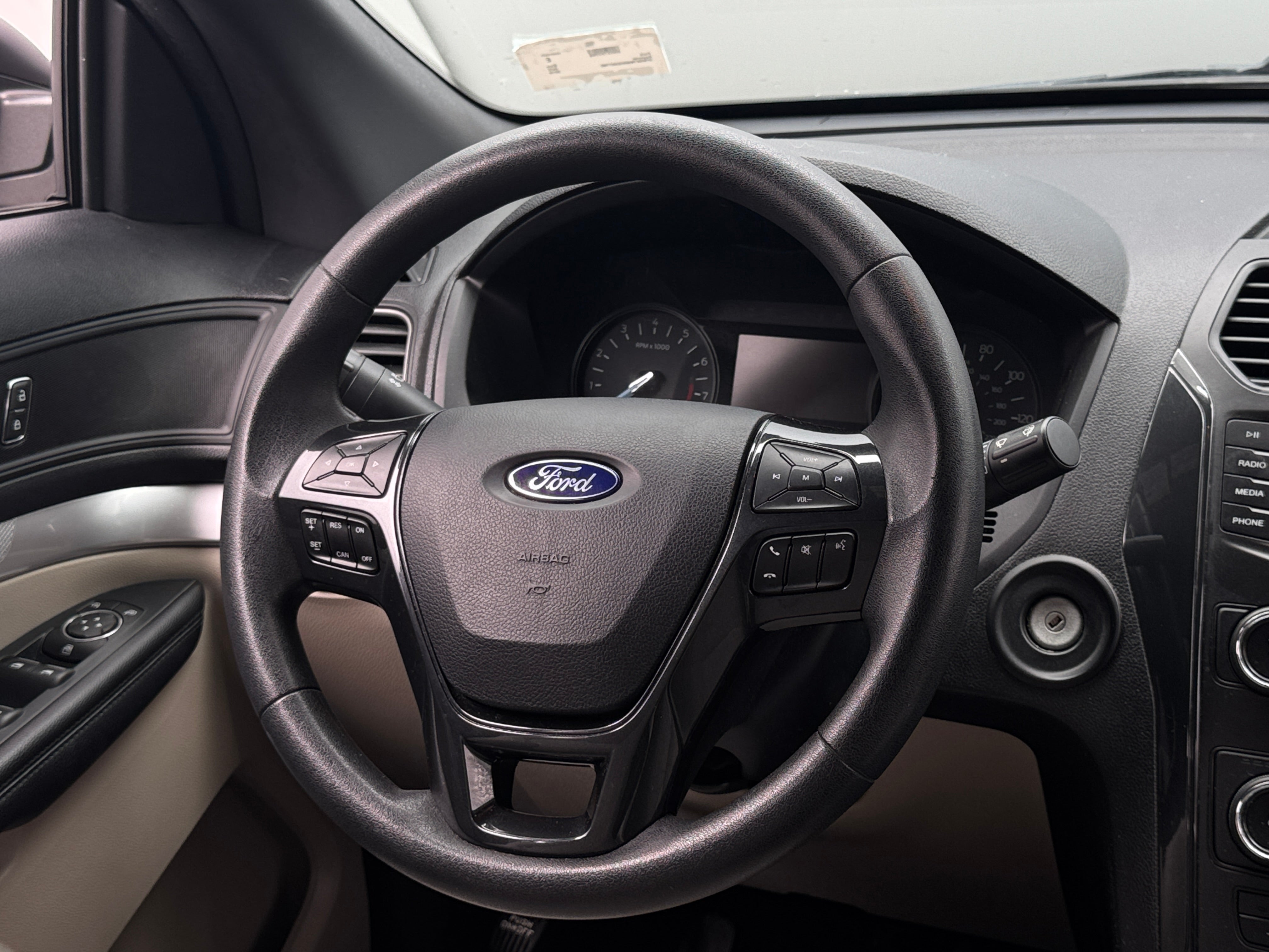2019 Ford Explorer Base 5