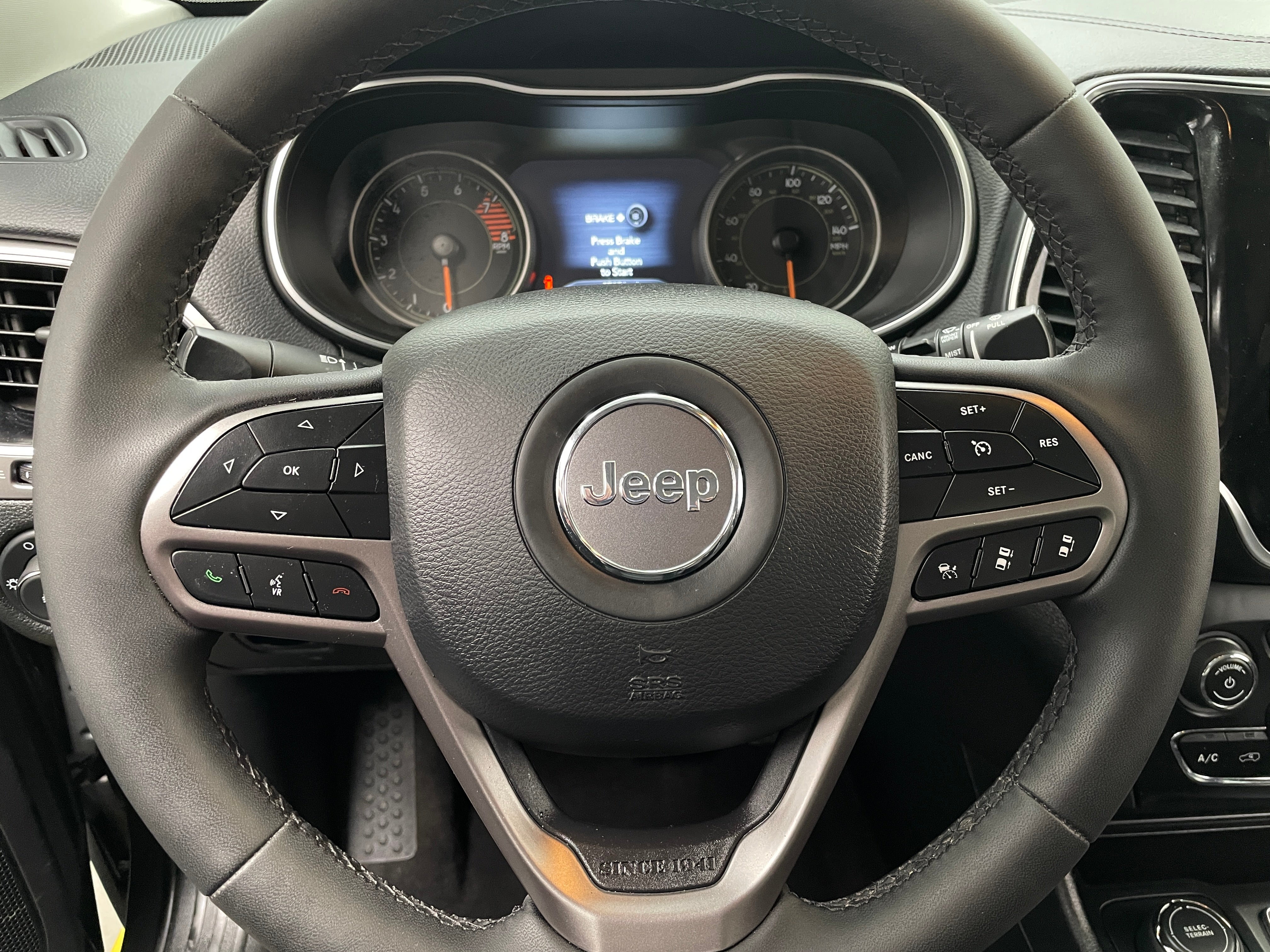 2022 Jeep Cherokee Limited Edition 4