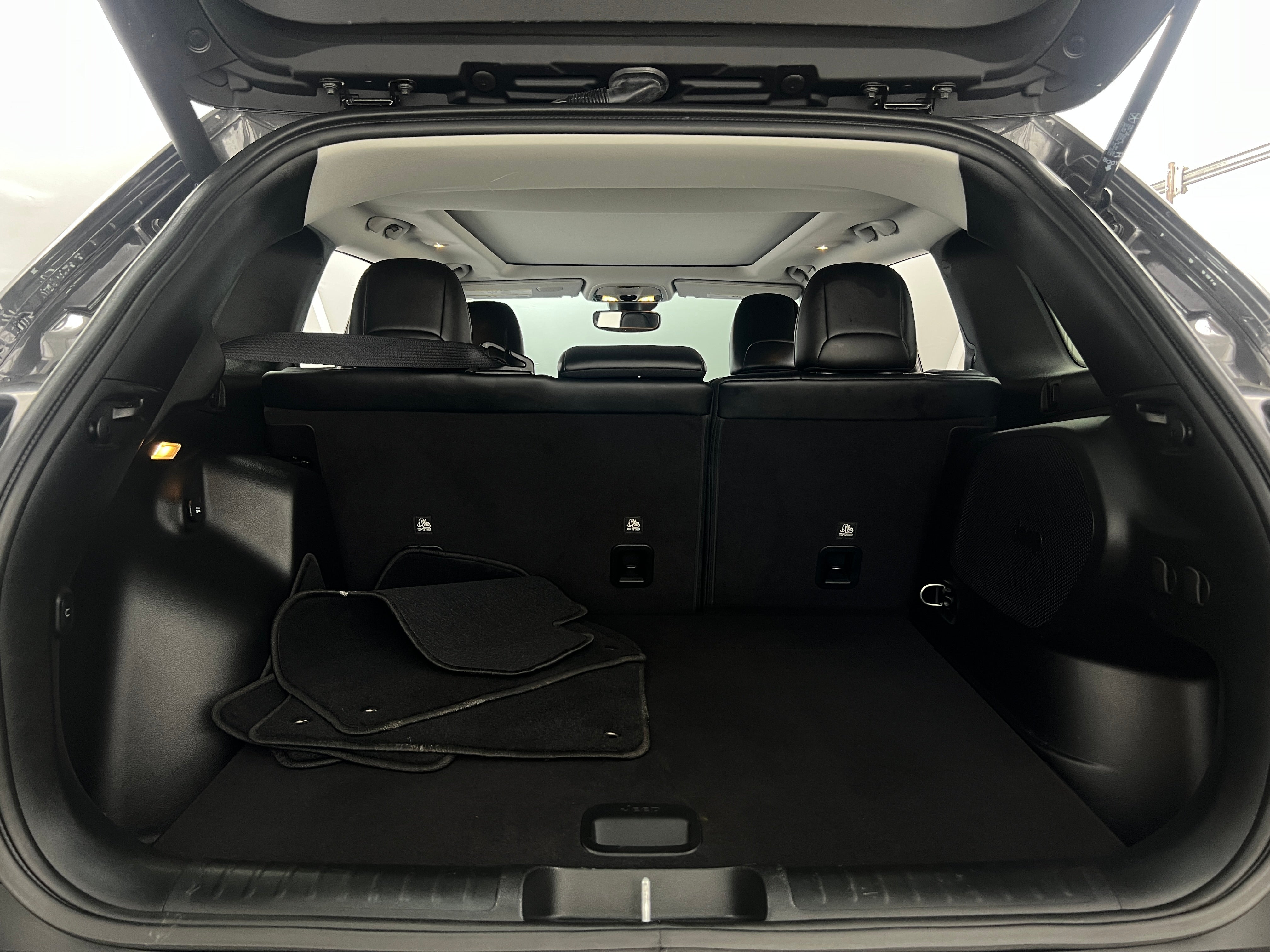 2022 Jeep Cherokee Limited Edition 6