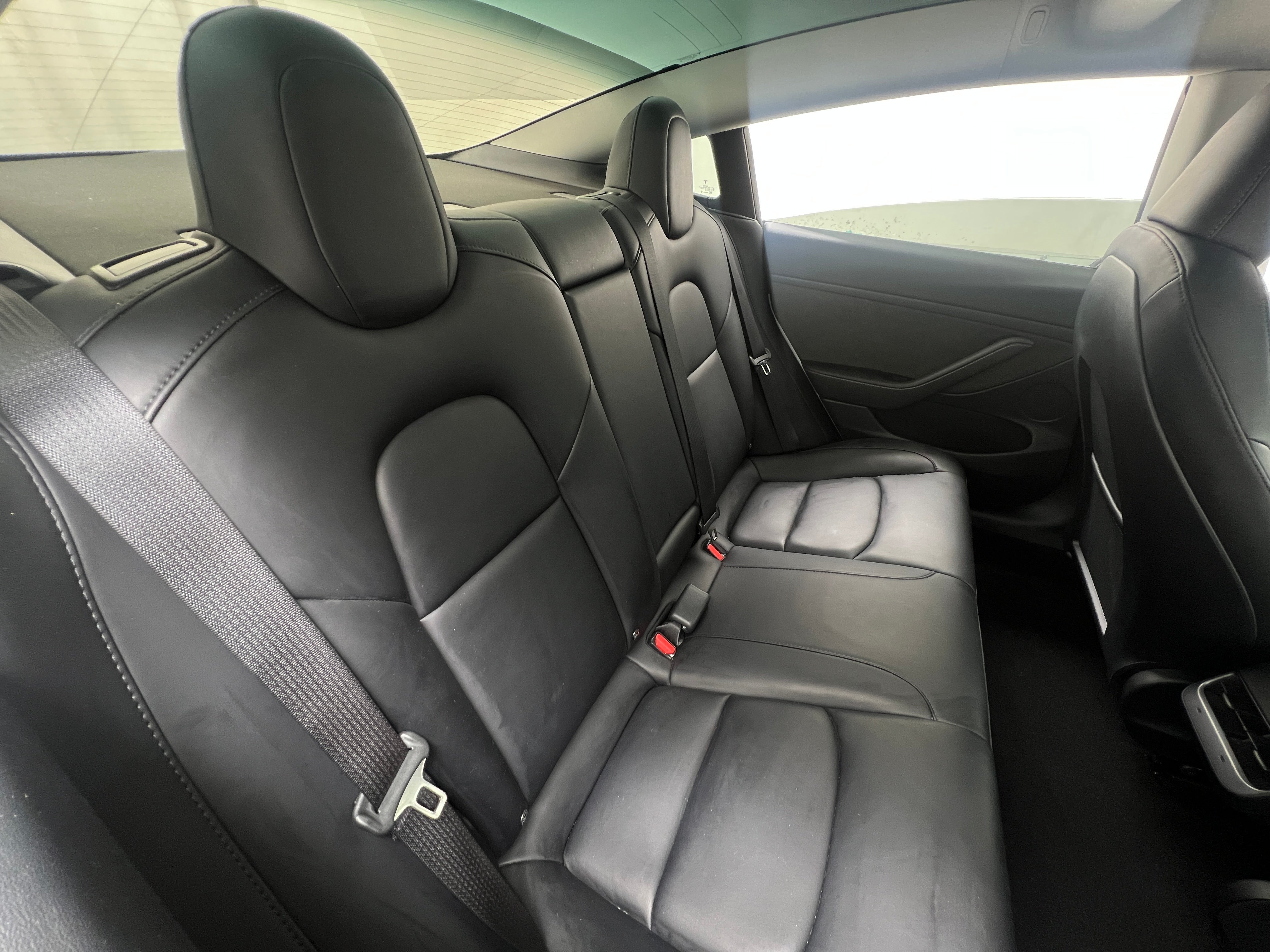 2023 Tesla Model 3 Standard Range 3