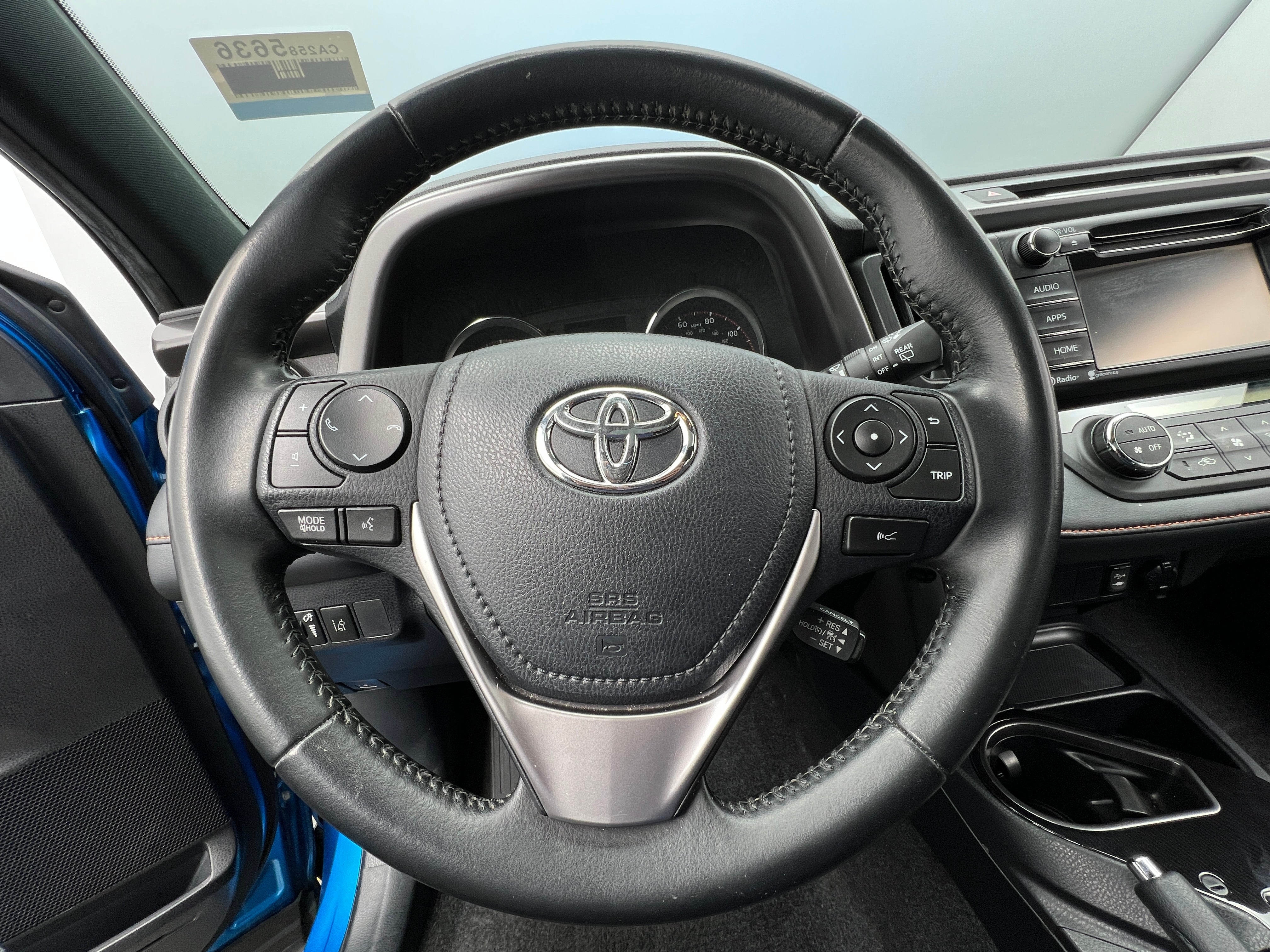 2018 Toyota RAV4 SE 4