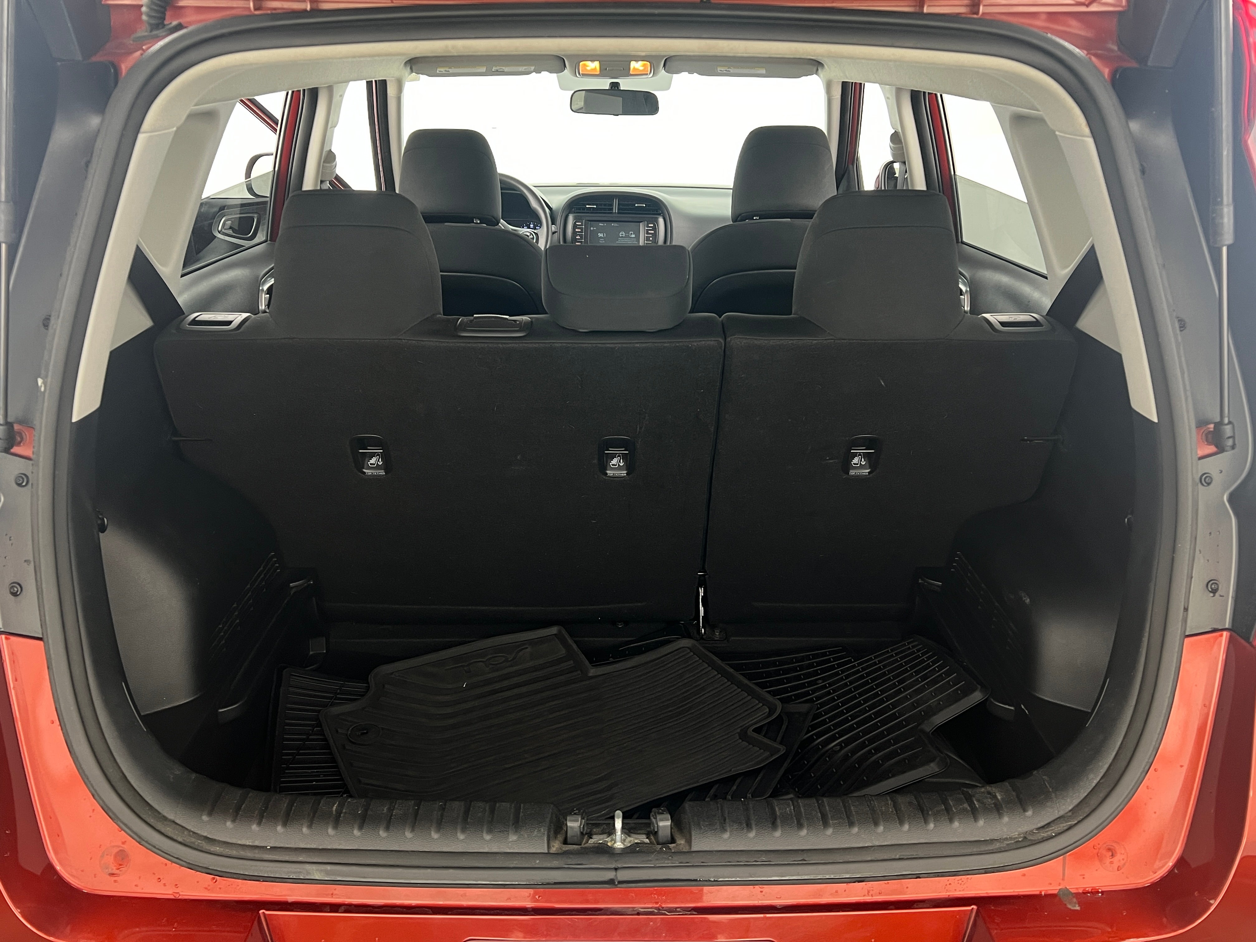 2020 Kia Soul LX 7