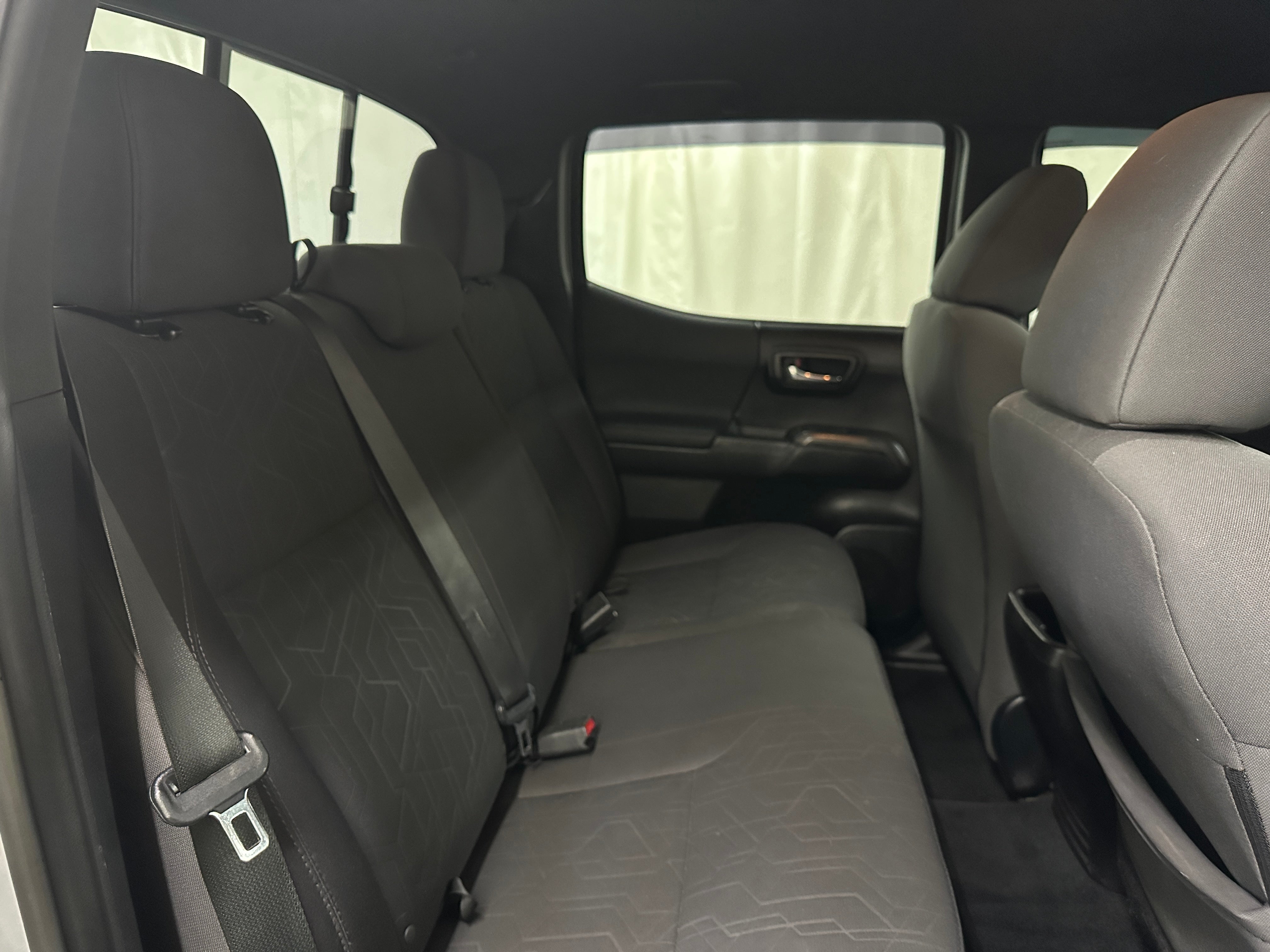 2016 Toyota Tacoma TRD Sport 6