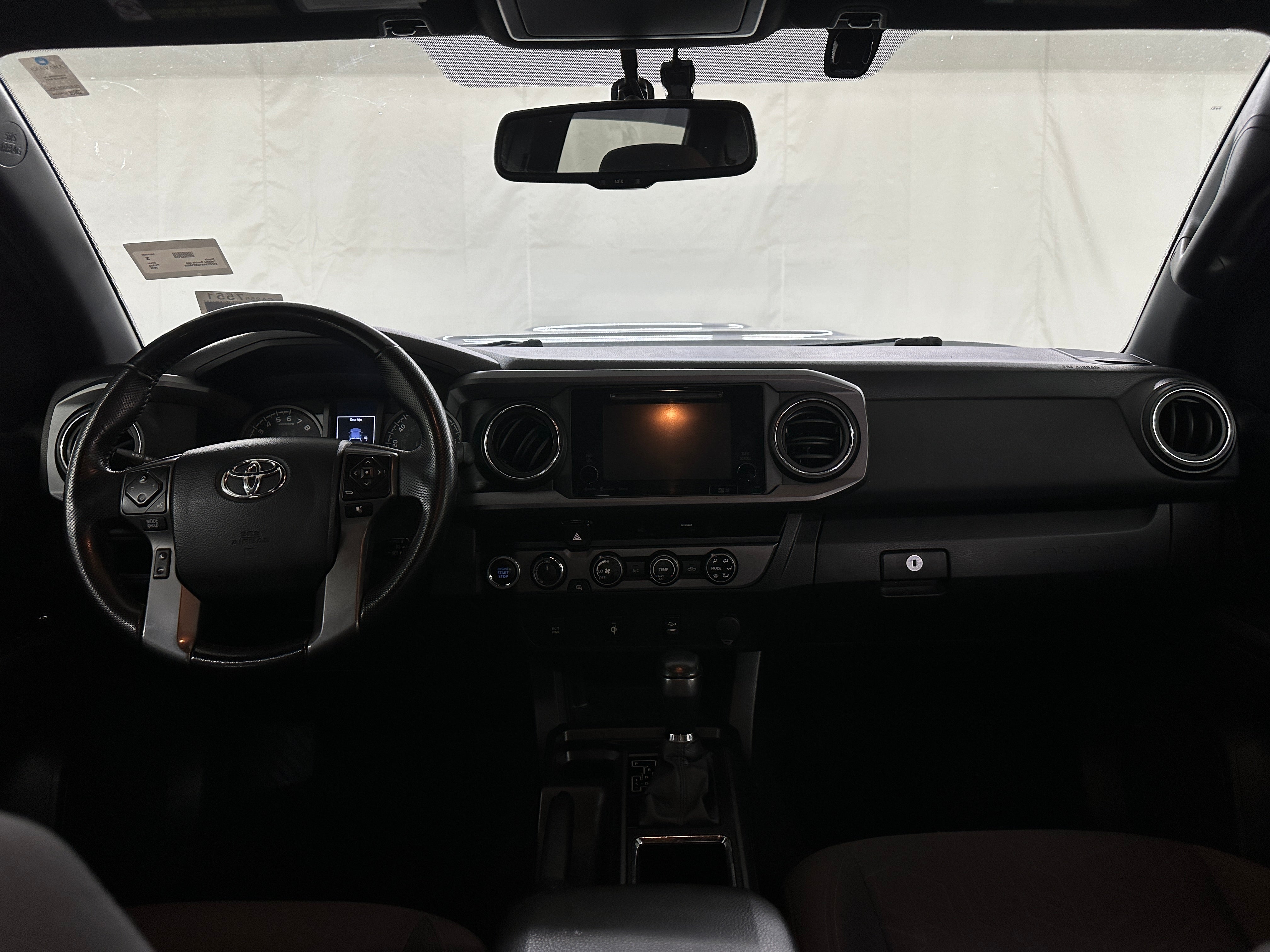 2016 Toyota Tacoma TRD Sport 3