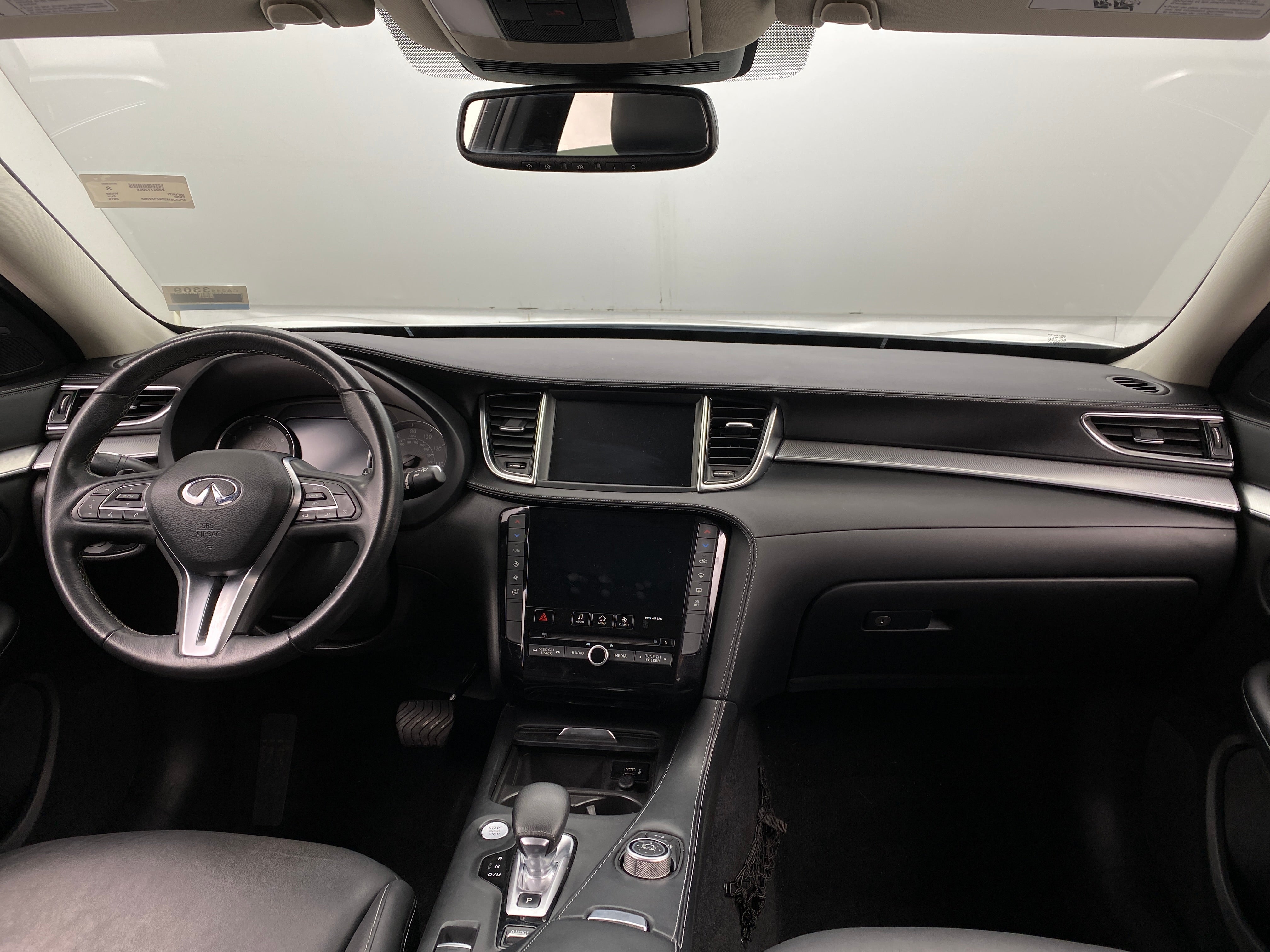 2019 INFINITI QX50 Luxe 2