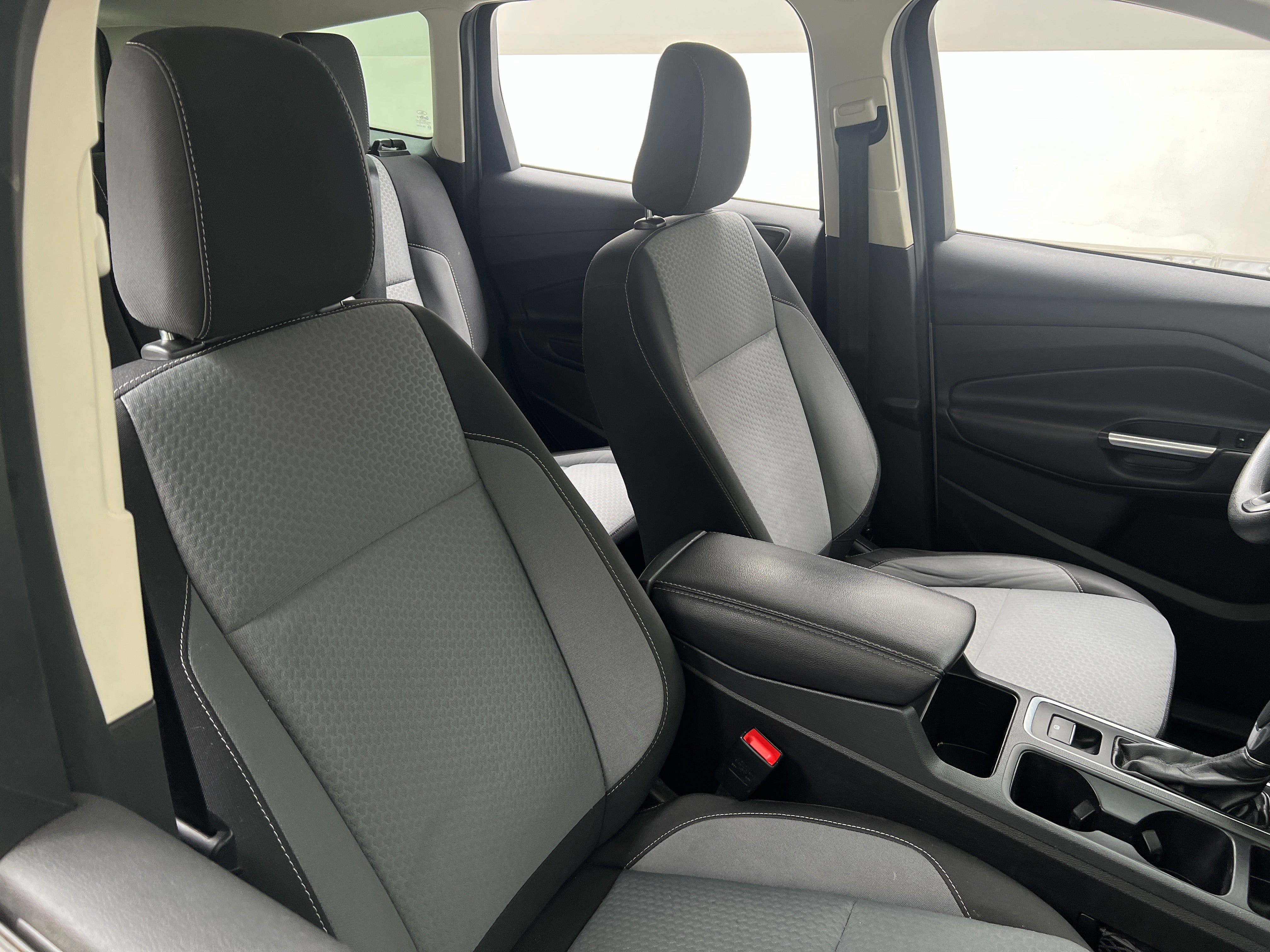 2018 Ford Escape SE 2