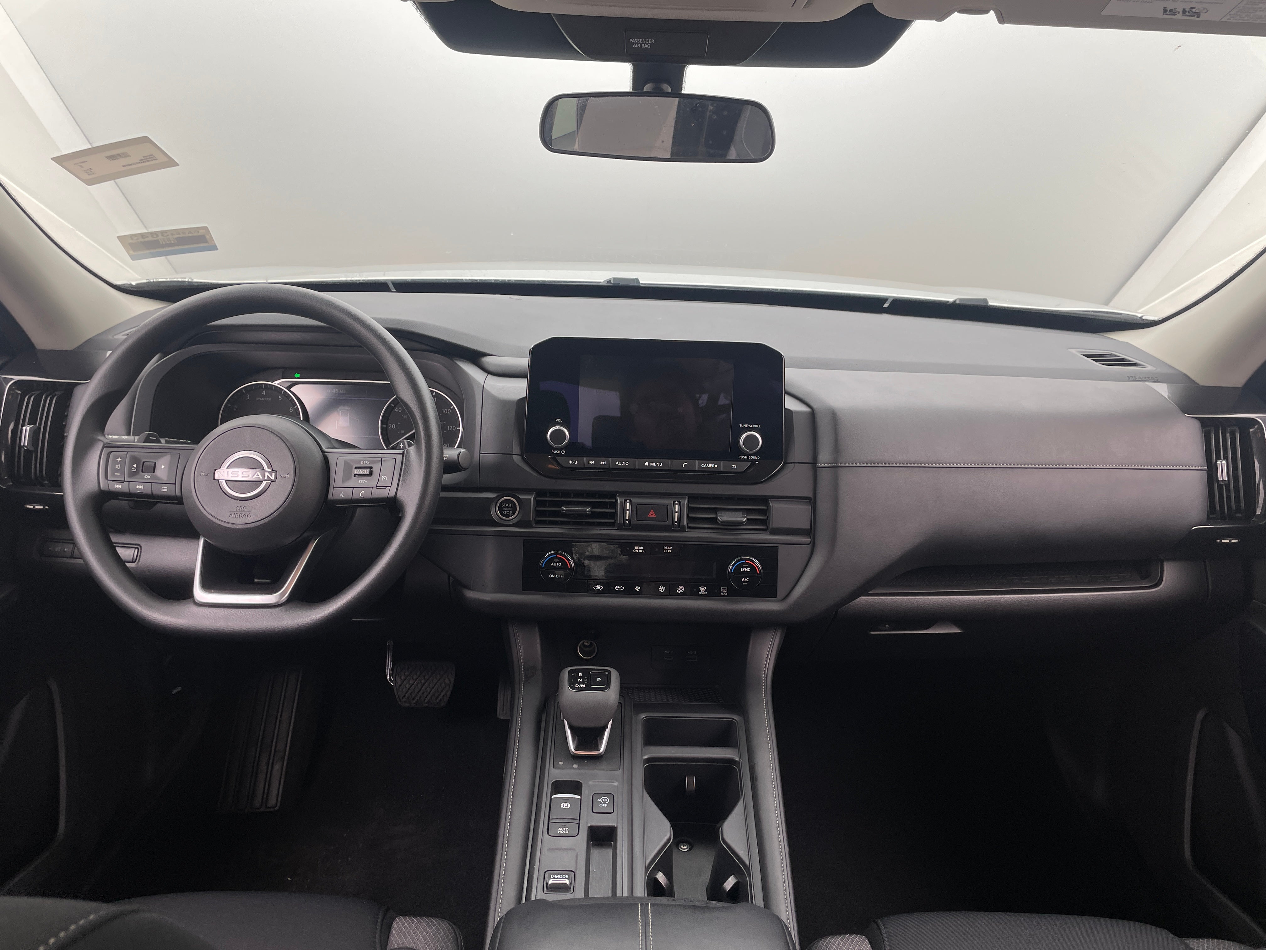 2024 Nissan Pathfinder S 3