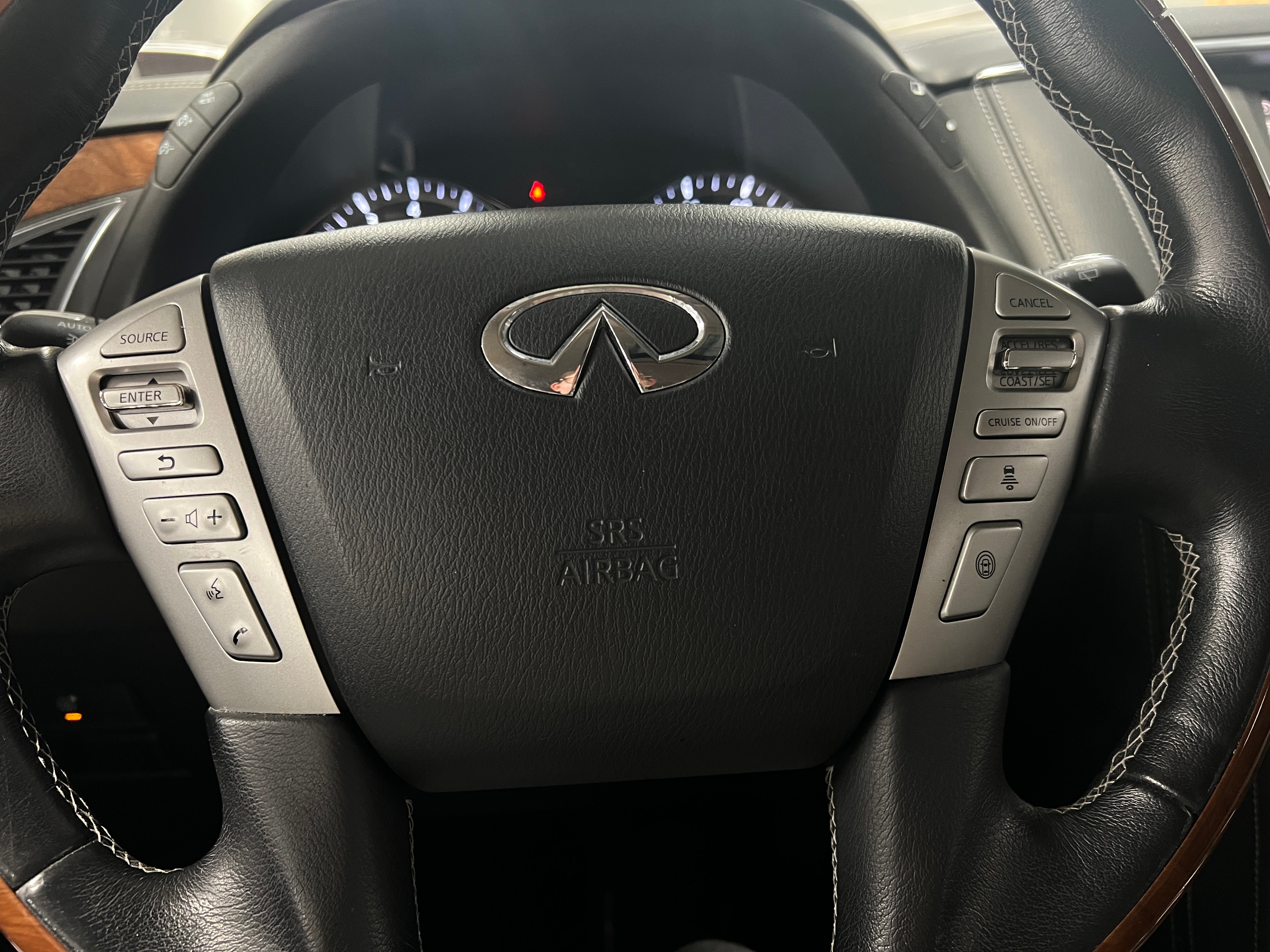 2018 INFINITI QX80 Base 4