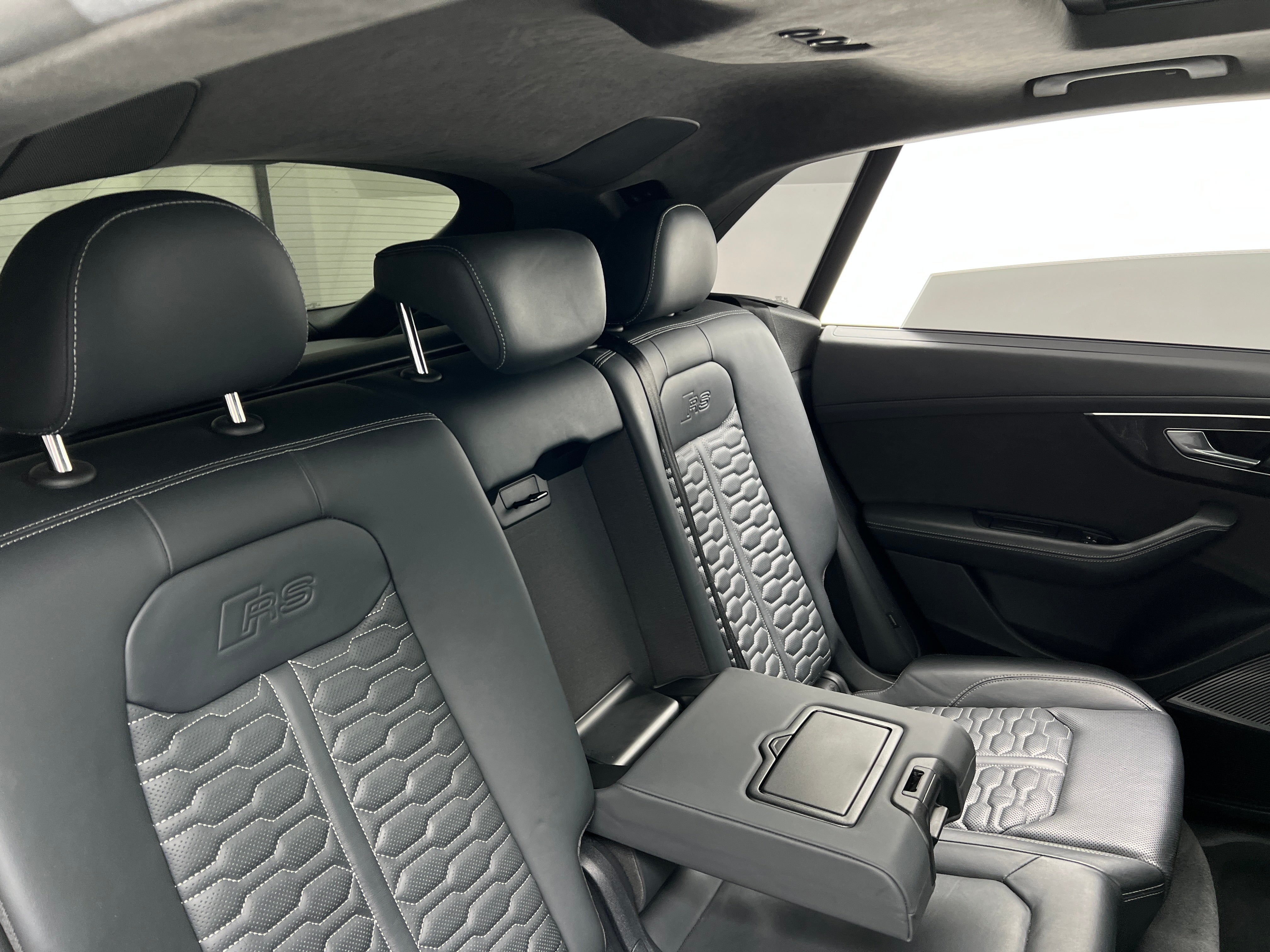 2021 Audi RS Q8  5