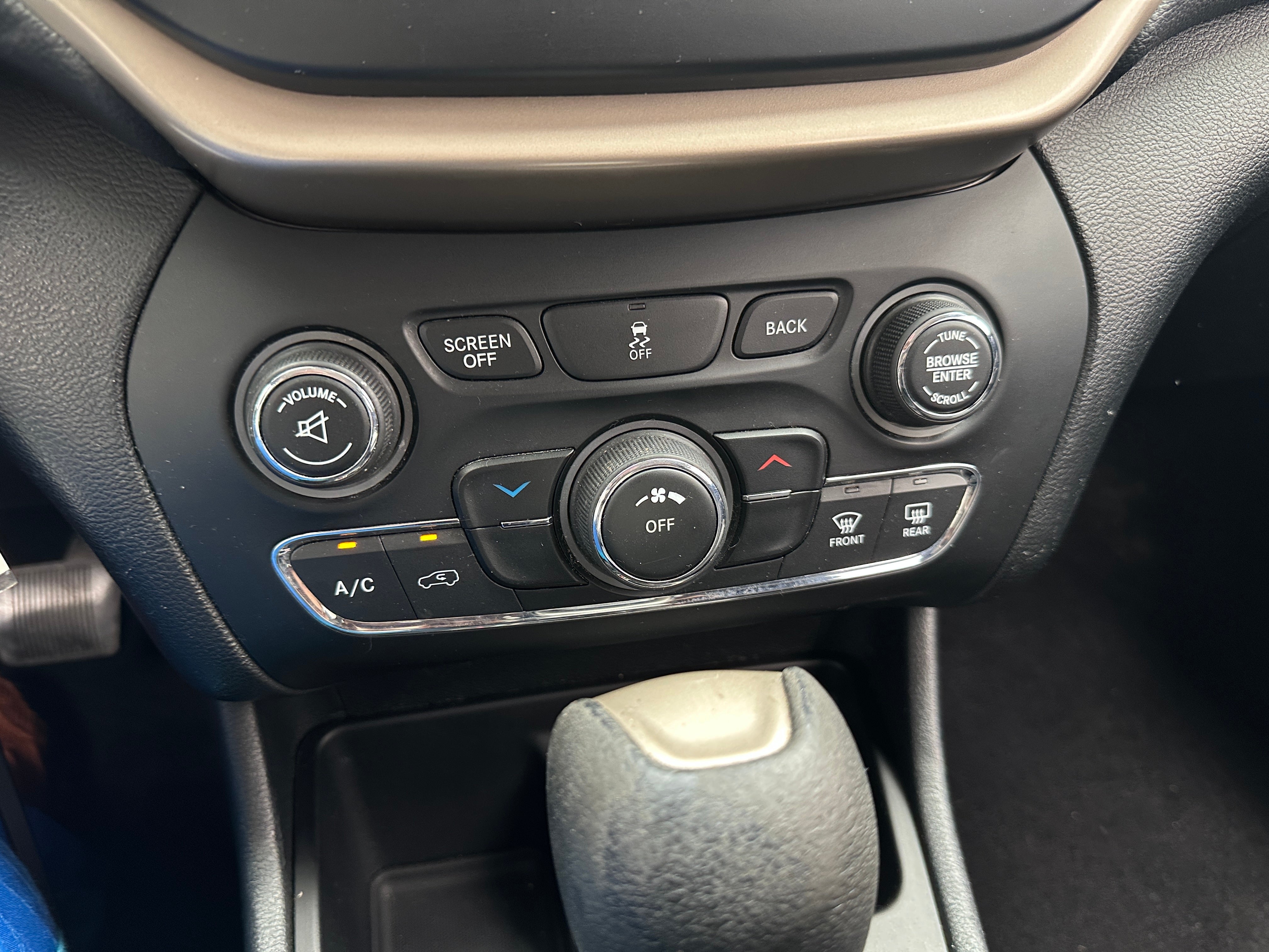 2014 Jeep Cherokee Latitude 4