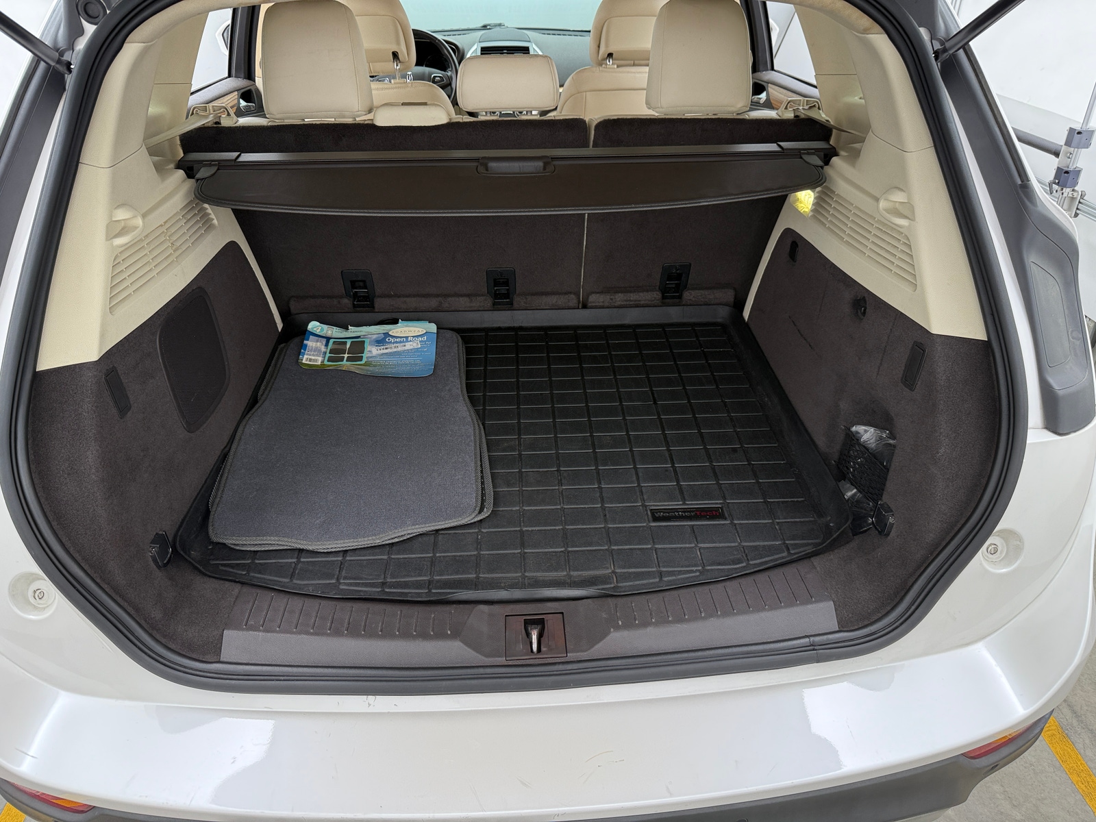 Thumbnail: 2015 Lincoln MKC - 6