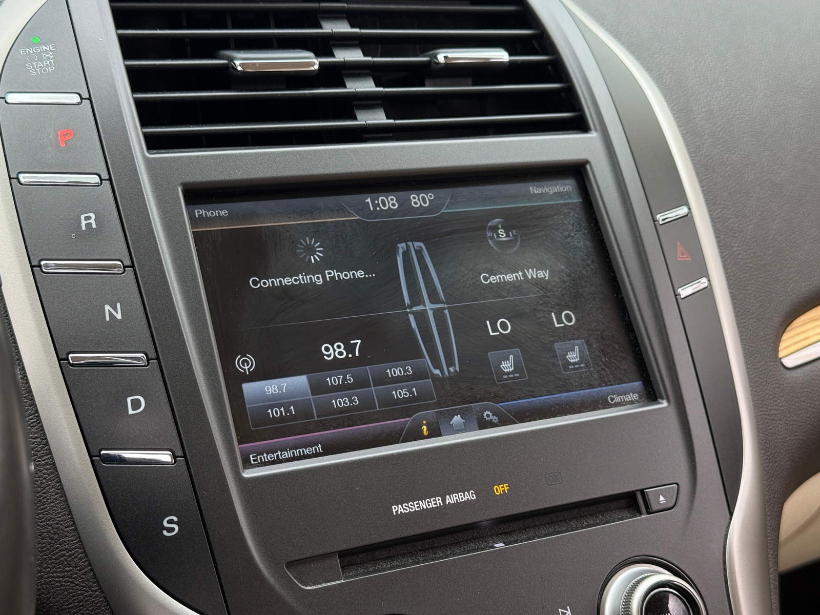 Thumbnail: 2015 Lincoln MKC - 3