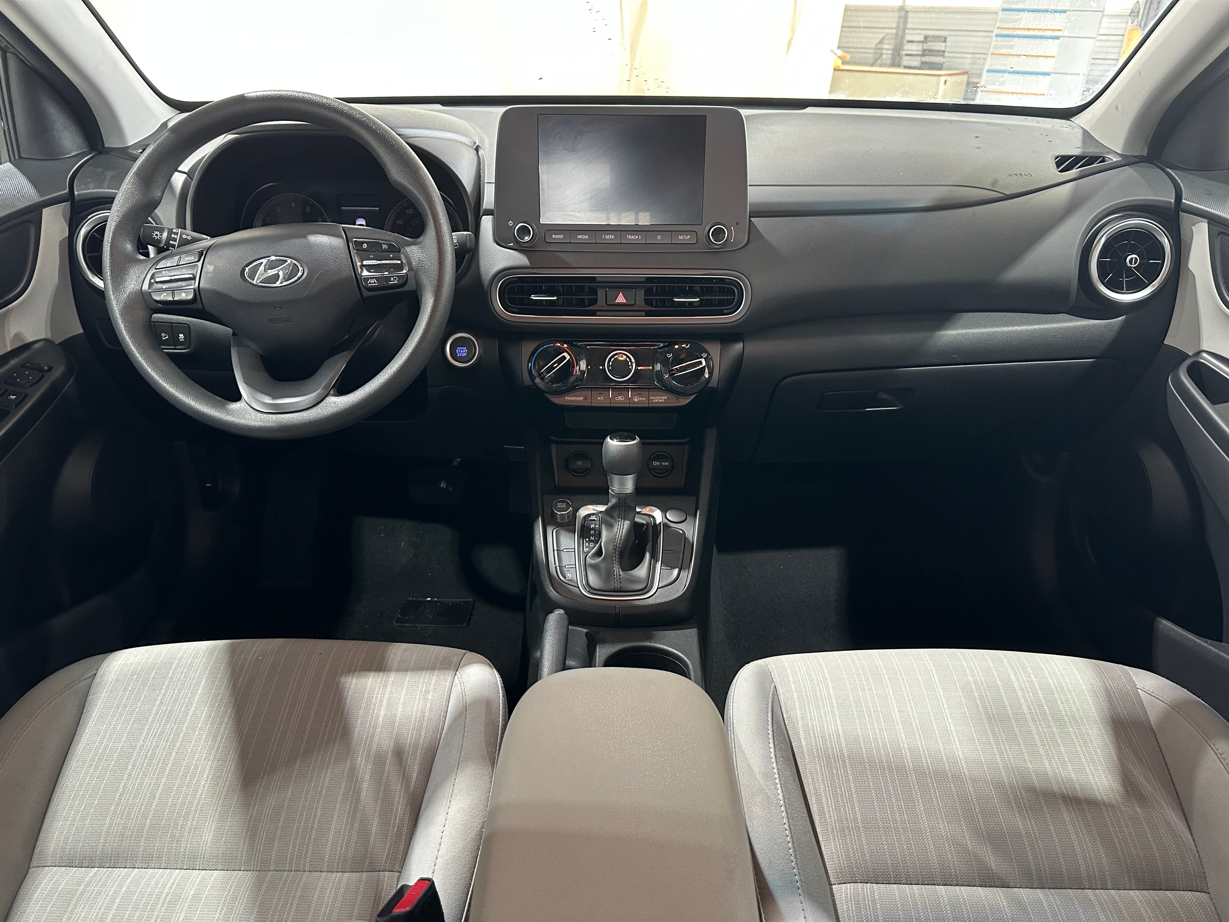 2023 Hyundai Kona SEL 3