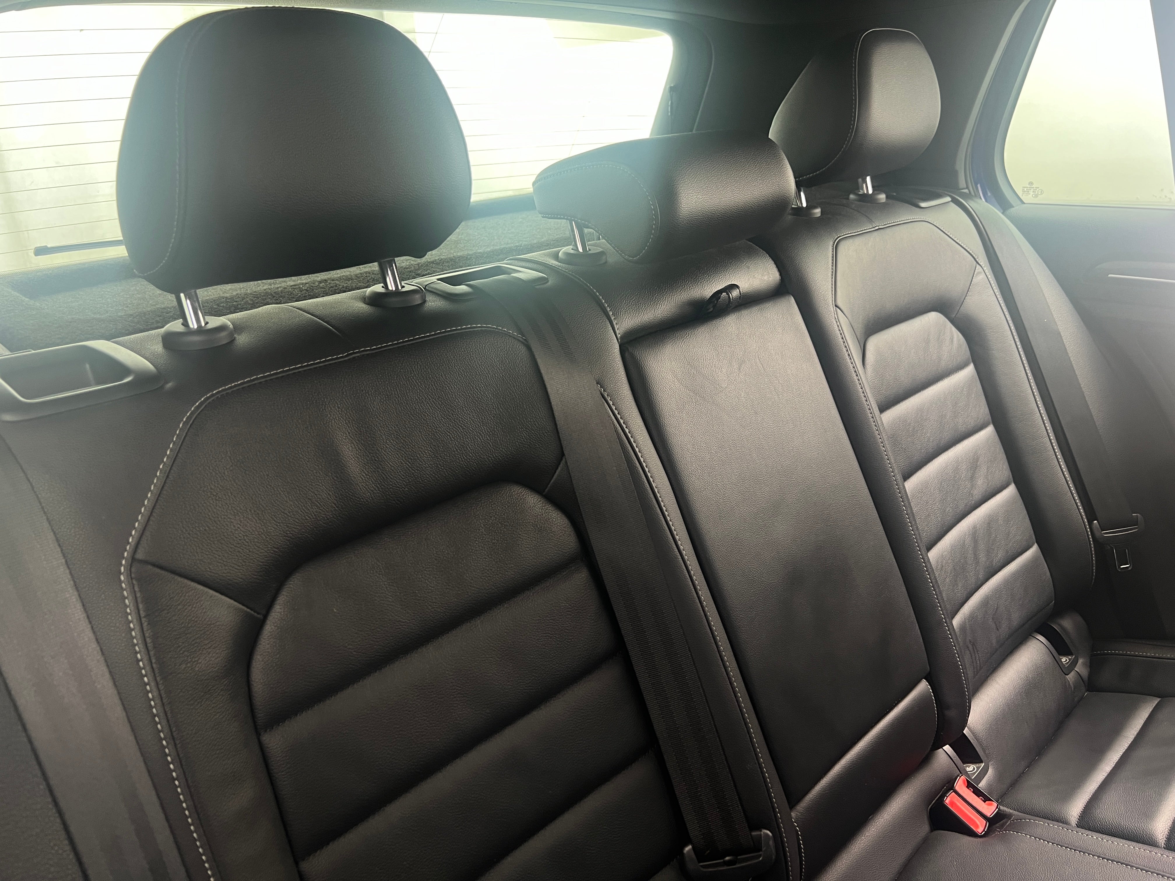 2016 Volkswagen Golf R 6