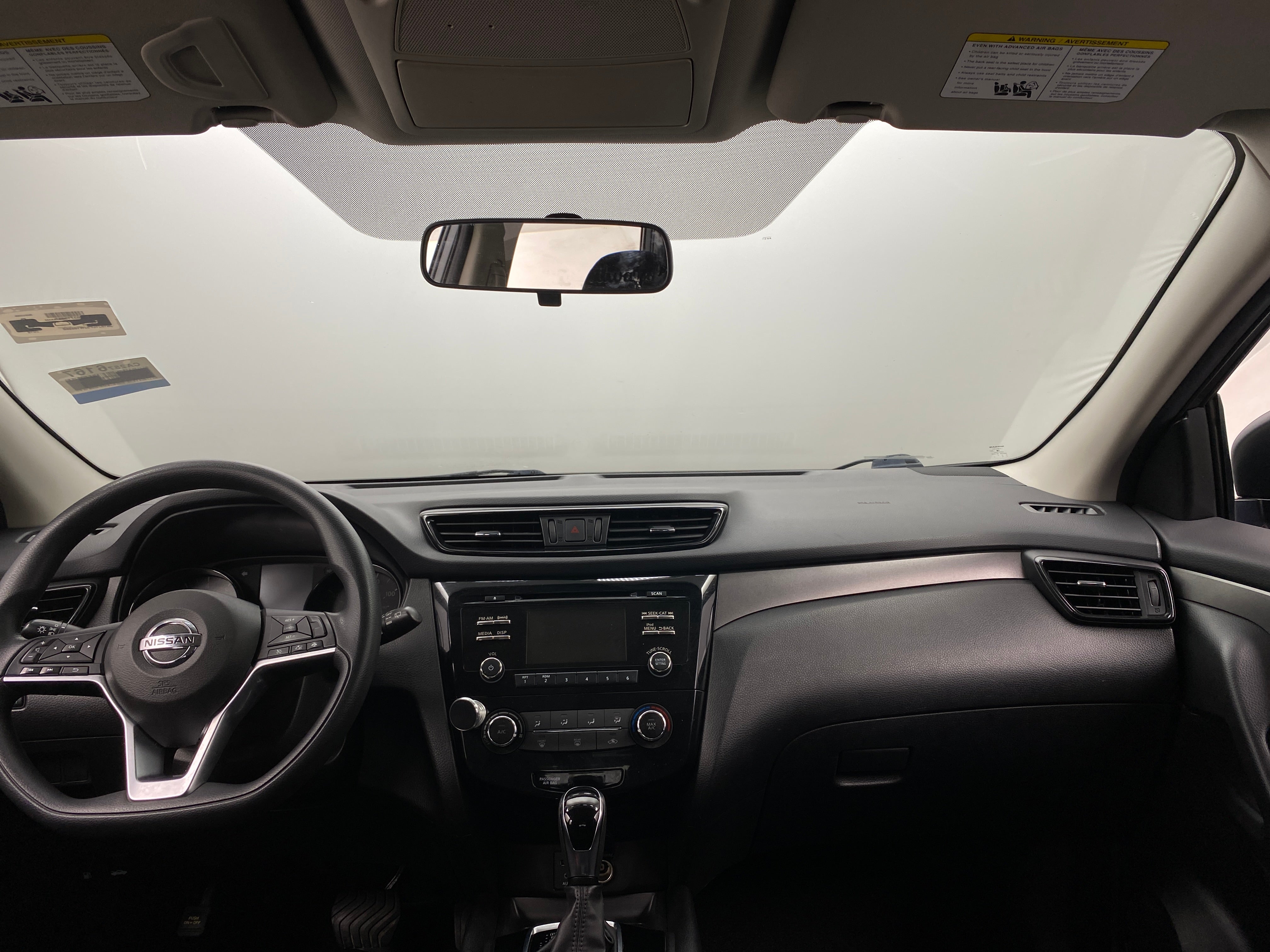 2018 Nissan Rogue Sport S 3