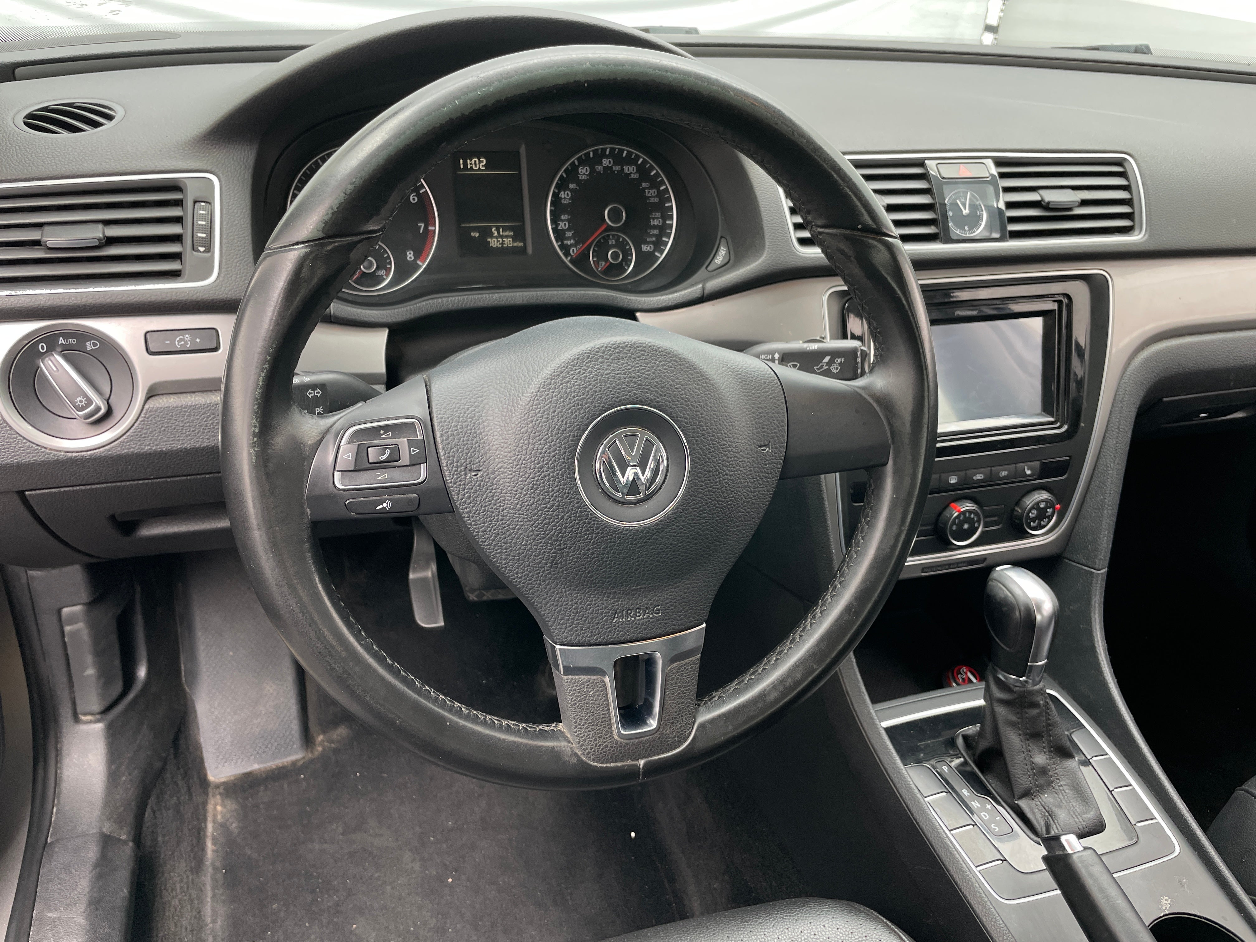 2014 Volkswagen Passat Wolfsburg Edition 5