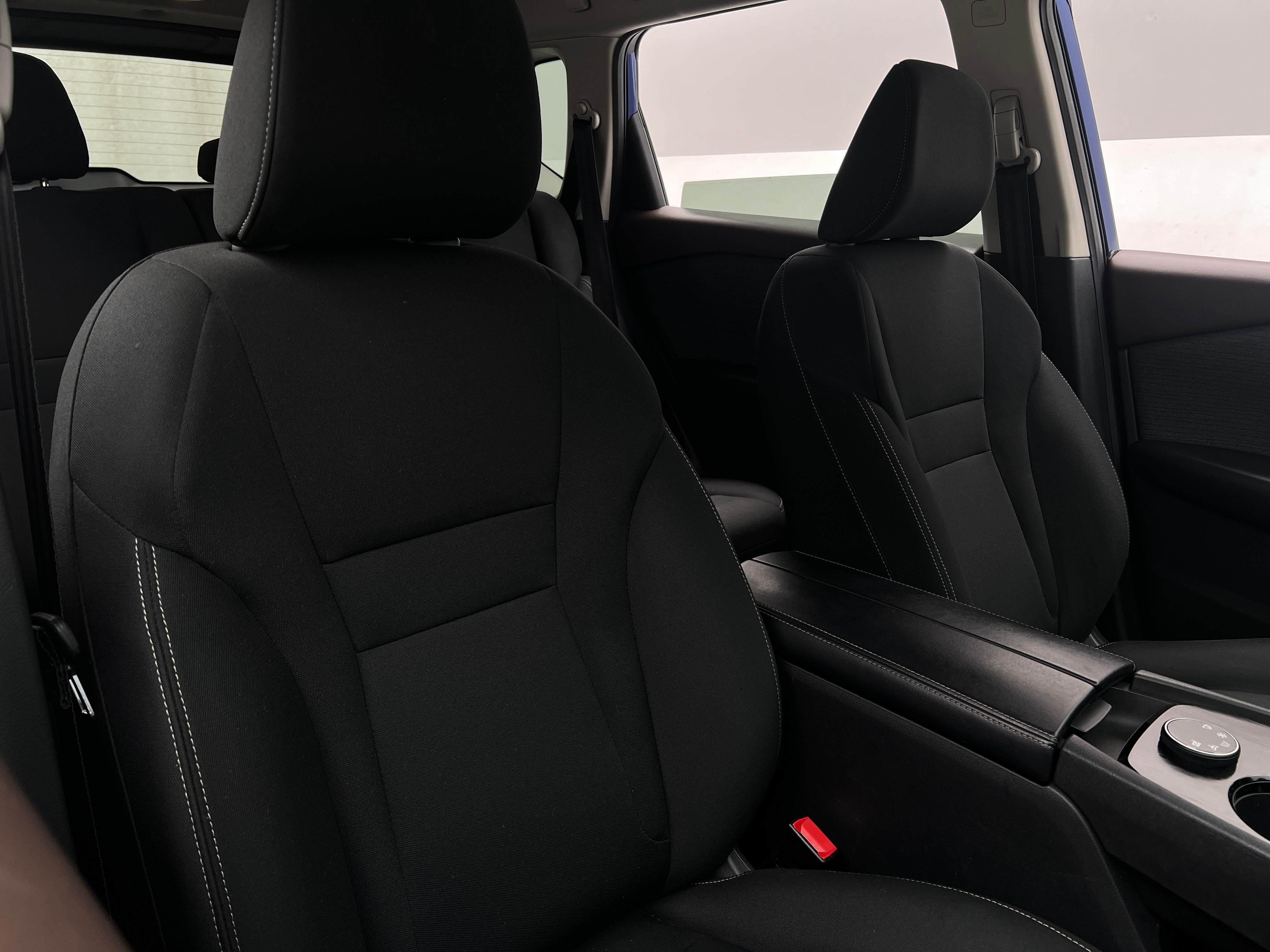 2023 Nissan Rogue S 2