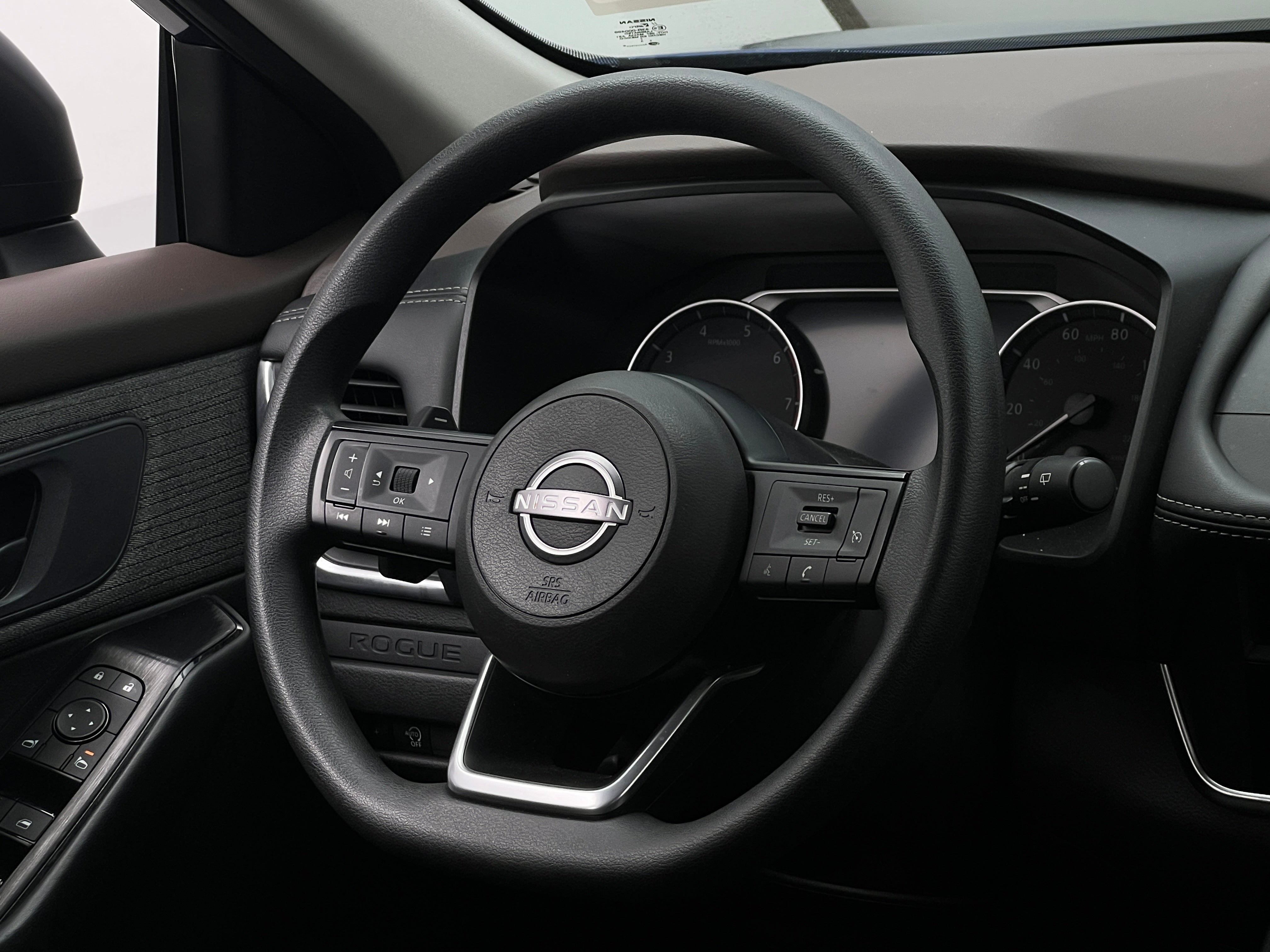 2023 Nissan Rogue S 5