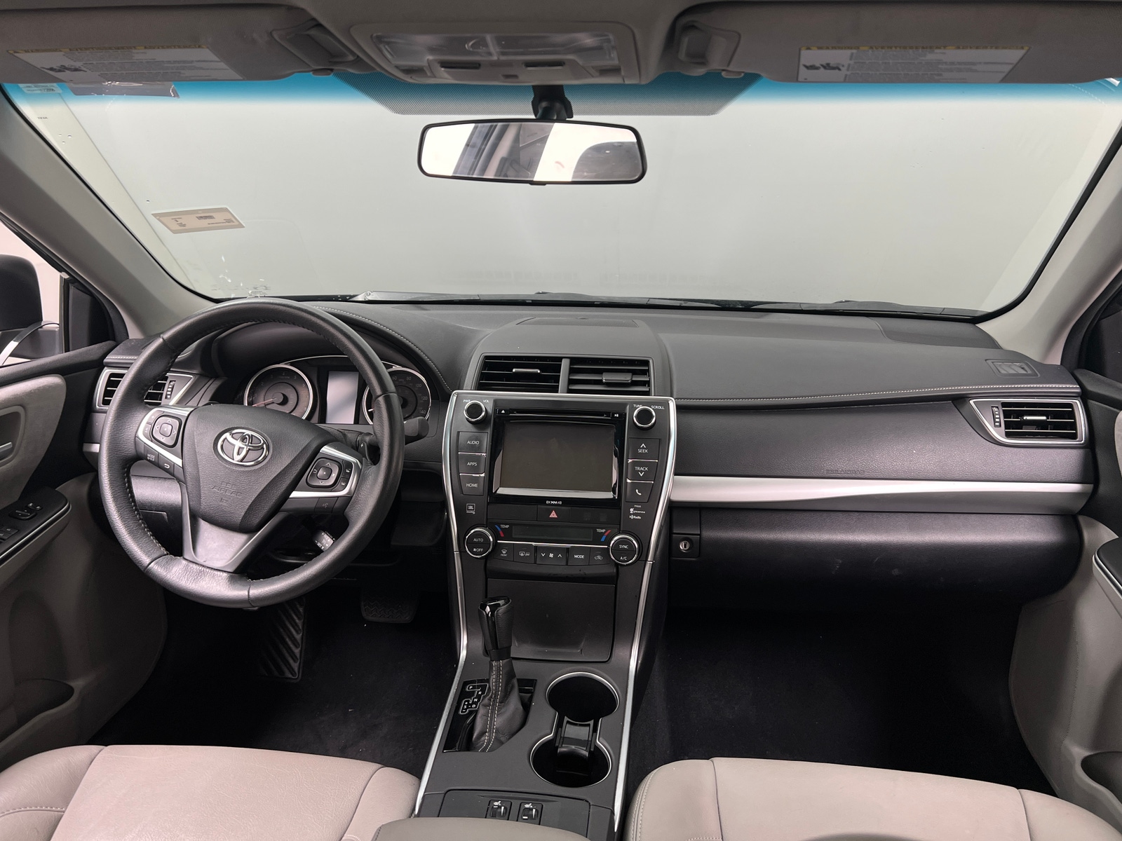 Thumbnail: 2017 Toyota Camry - 3