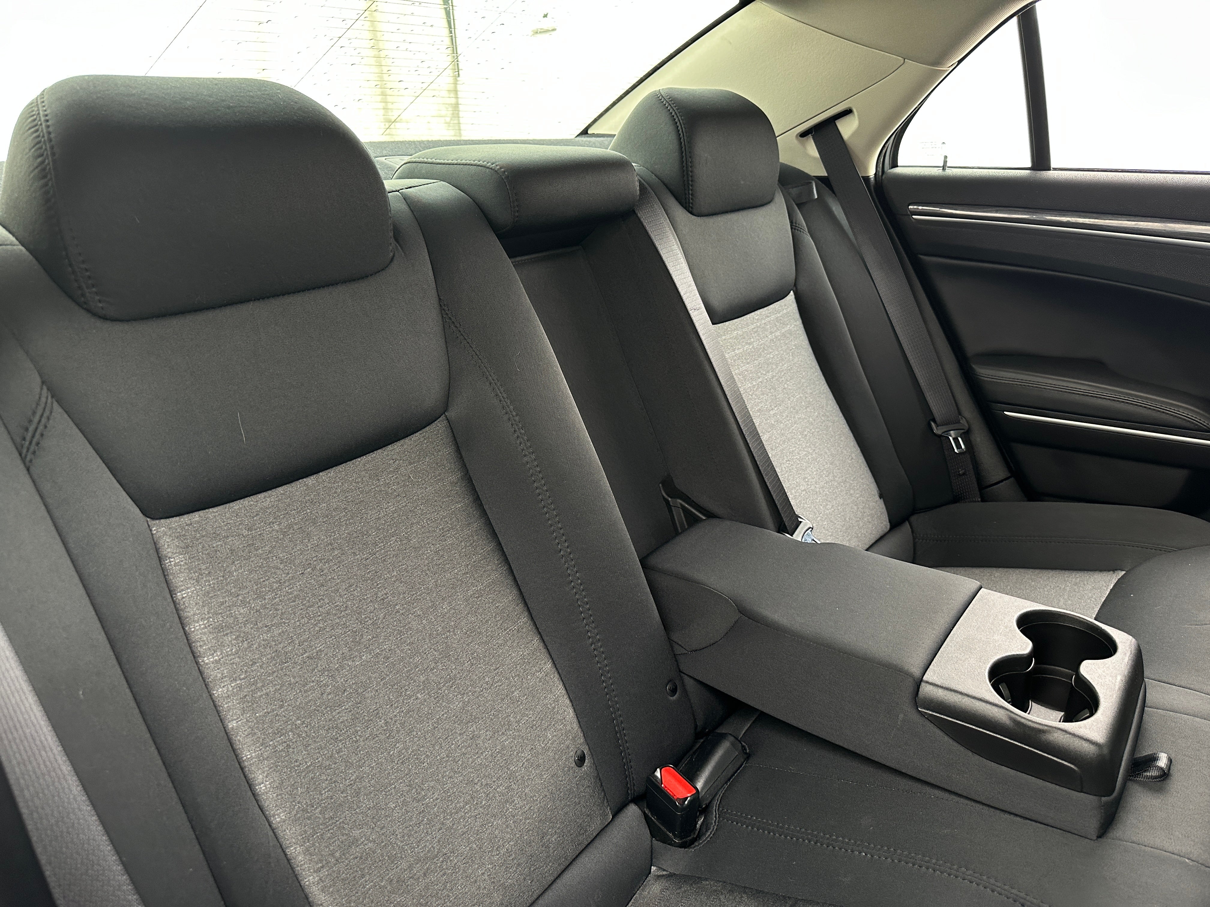 2019 Chrysler 300 Touring 6